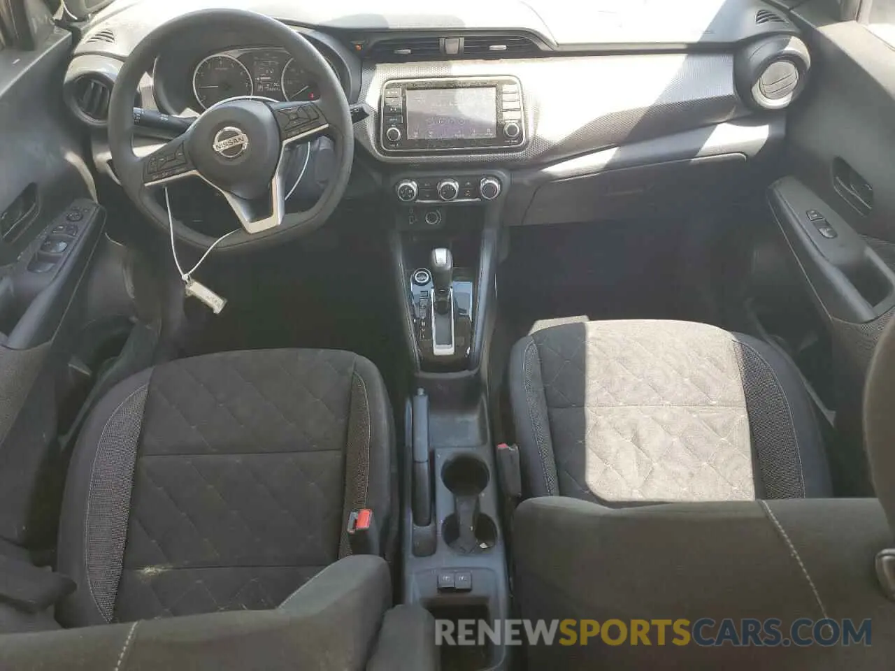 8 fotografías del automóvil dañado 3N1CP5BV6LL532250 NISSAN KICKS 2020