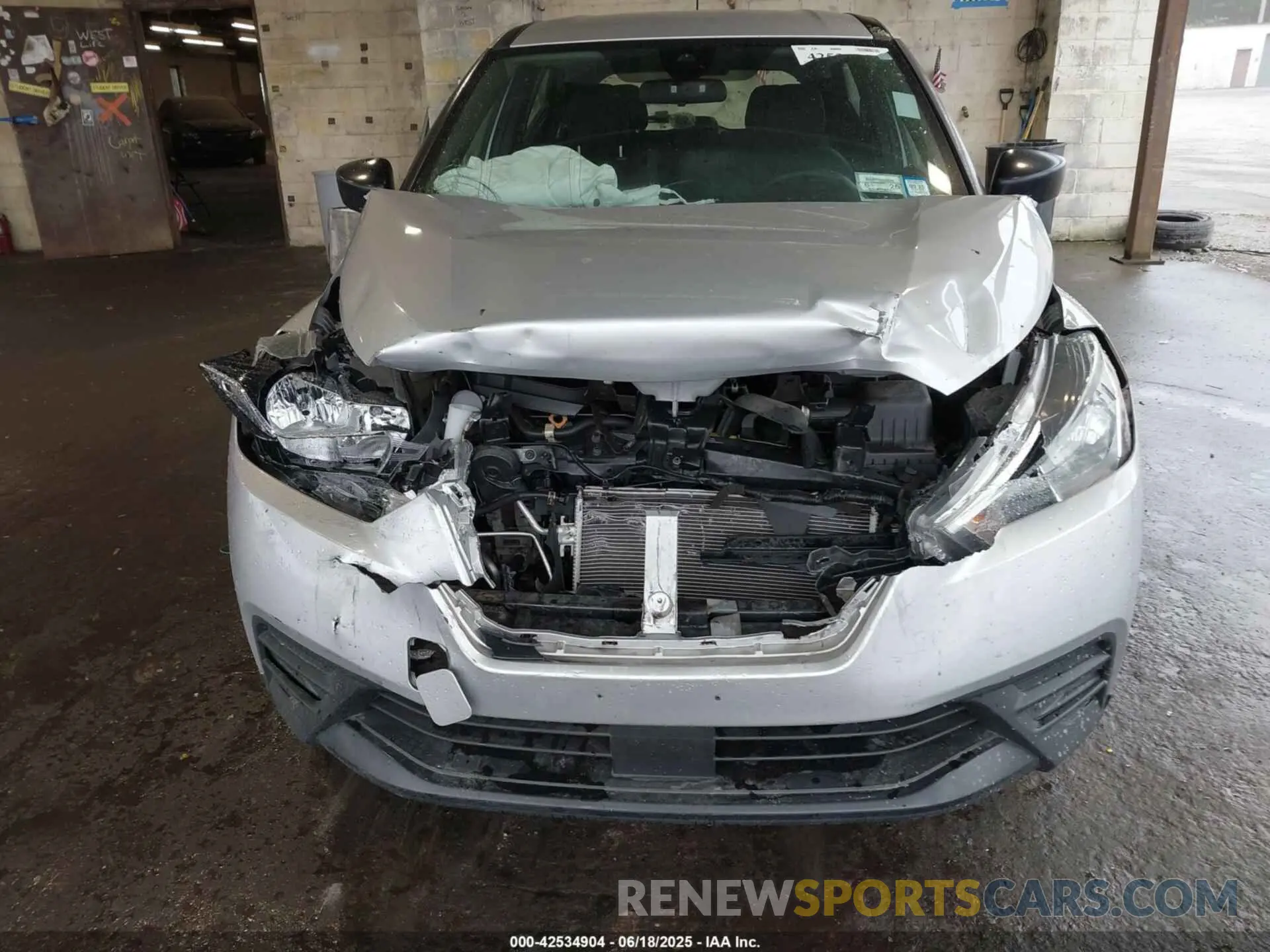 6 fotografías del automóvil dañado 3N1CP5BV6LL536539 NISSAN KICKS 2020