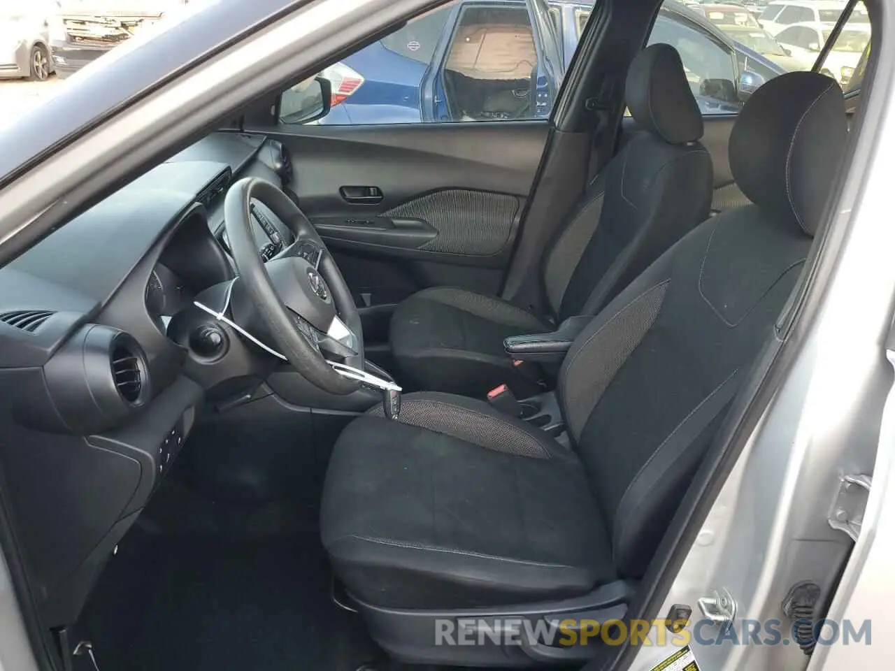 7 fotografías del automóvil dañado 3N1CP5BV8LL511593 NISSAN KICKS 2020