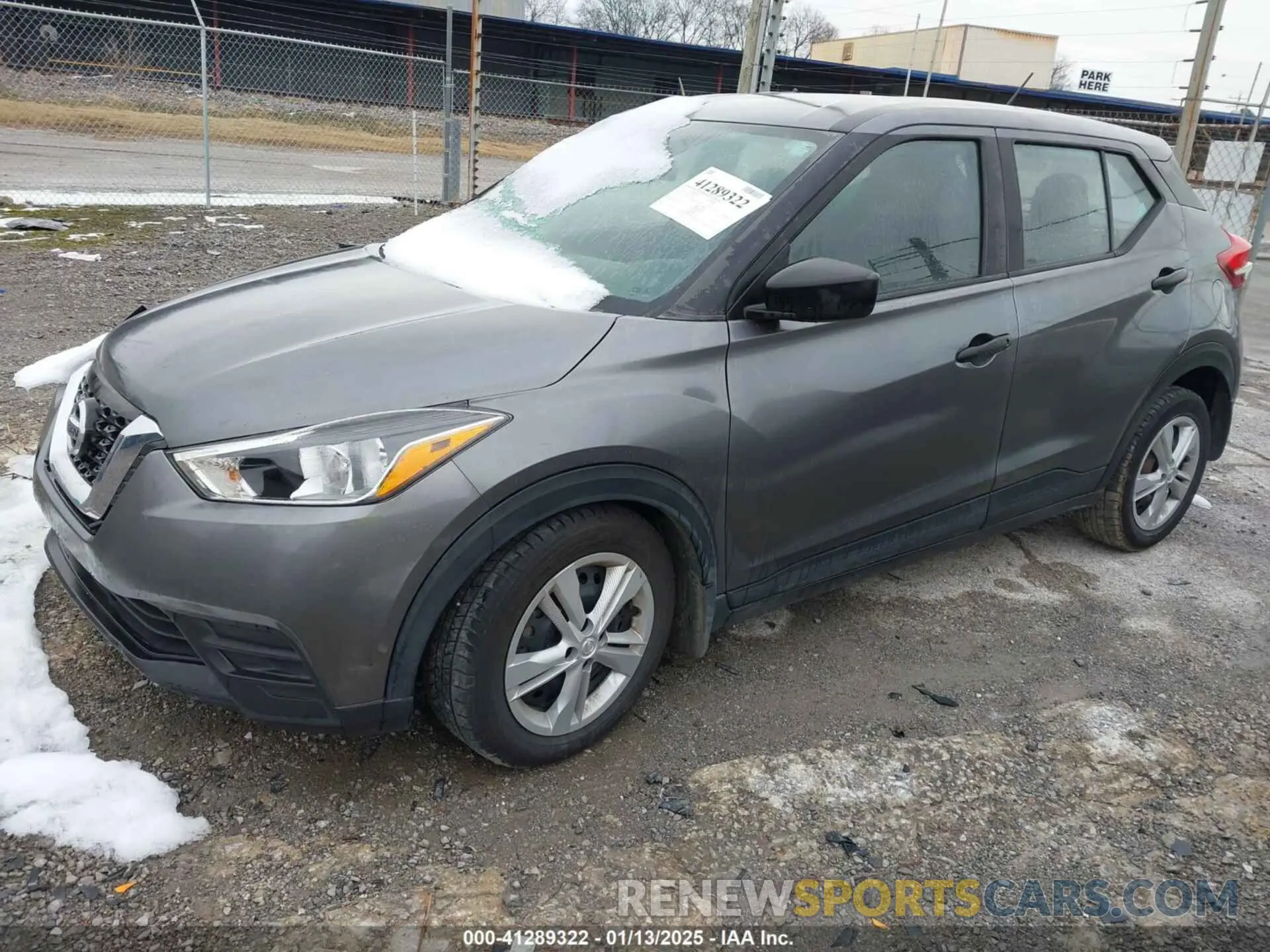 2 fotografías del automóvil dañado 3N1CP5BV8LL520374 NISSAN KICKS 2020