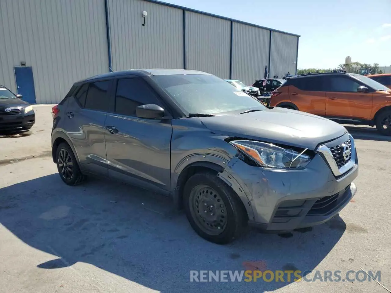 4 fotografías del automóvil dañado 3N1CP5BV8LL521489 NISSAN KICKS 2020
