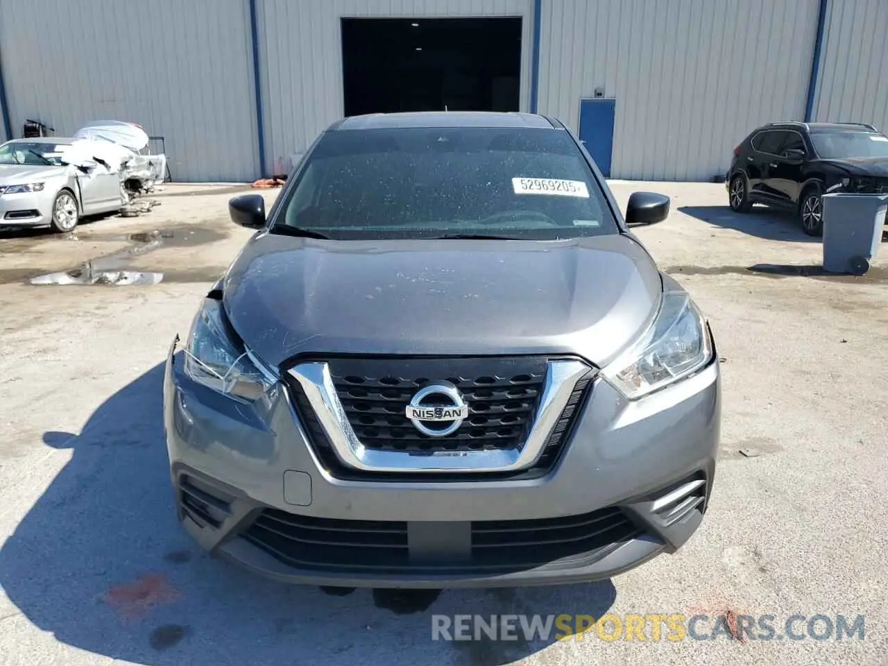 5 fotografías del automóvil dañado 3N1CP5BV8LL521489 NISSAN KICKS 2020