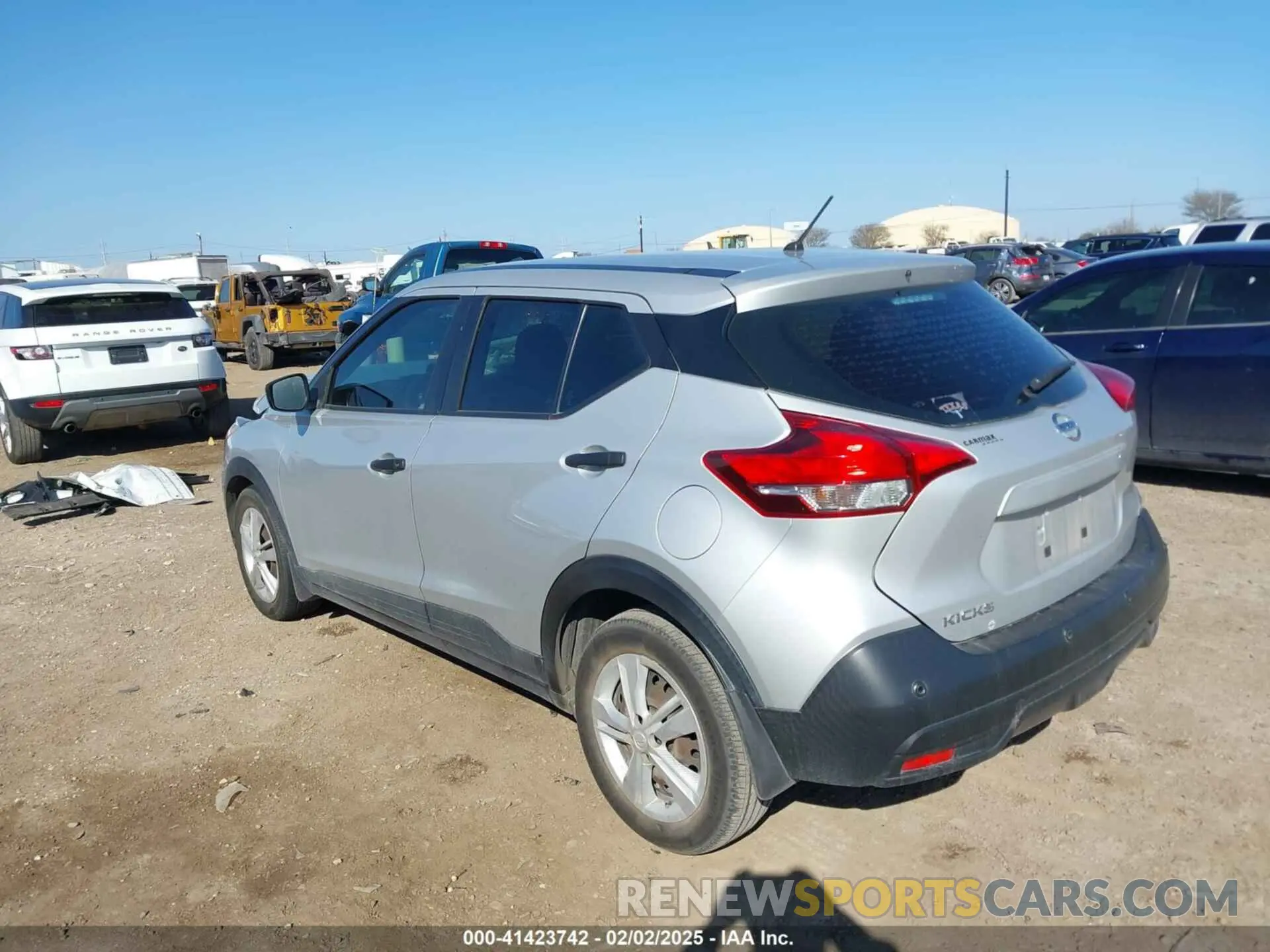 14 fotografías del automóvil dañado 3N1CP5BV8LL573169 NISSAN KICKS 2020