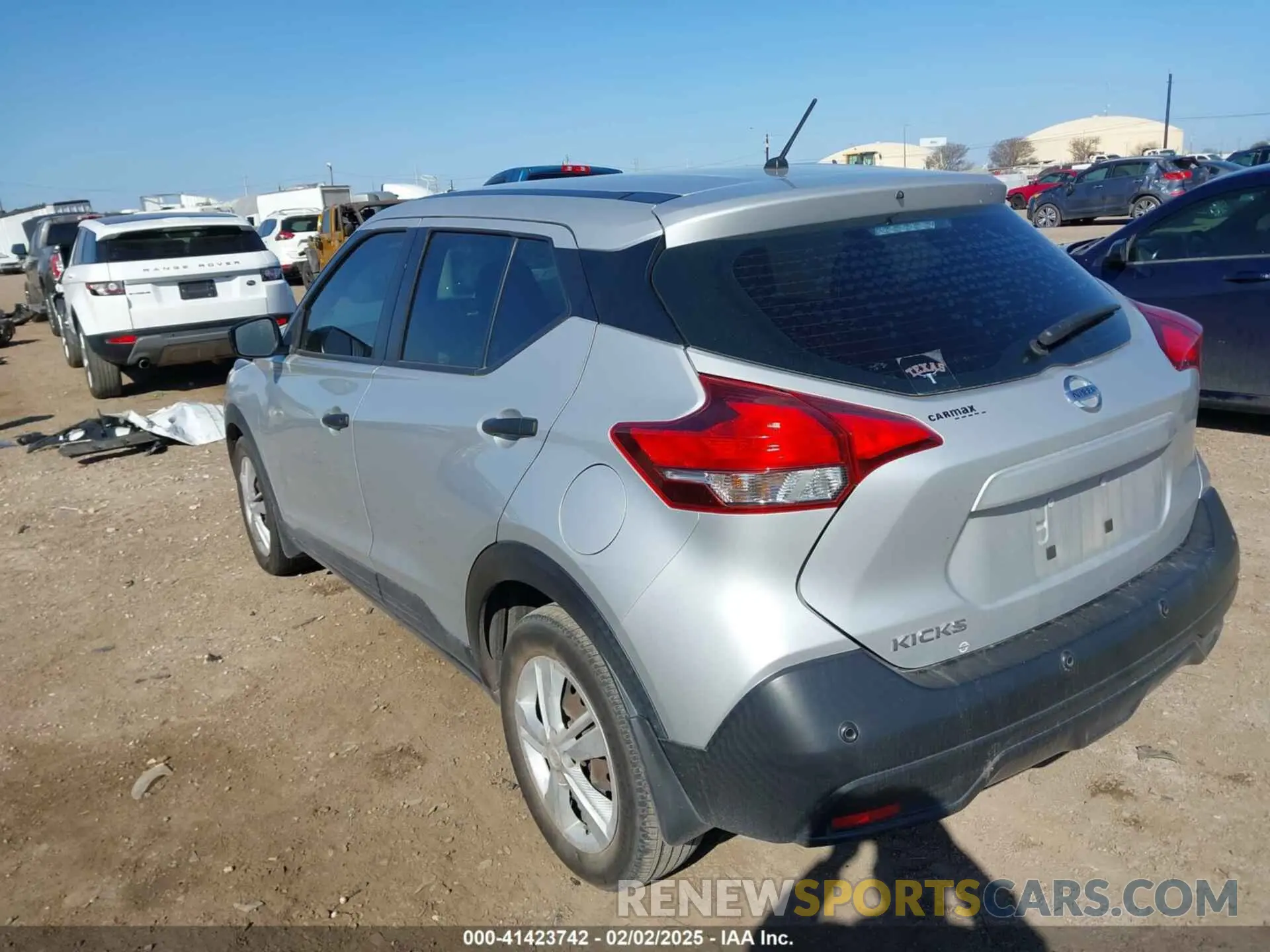 3 fotografías del automóvil dañado 3N1CP5BV8LL573169 NISSAN KICKS 2020
