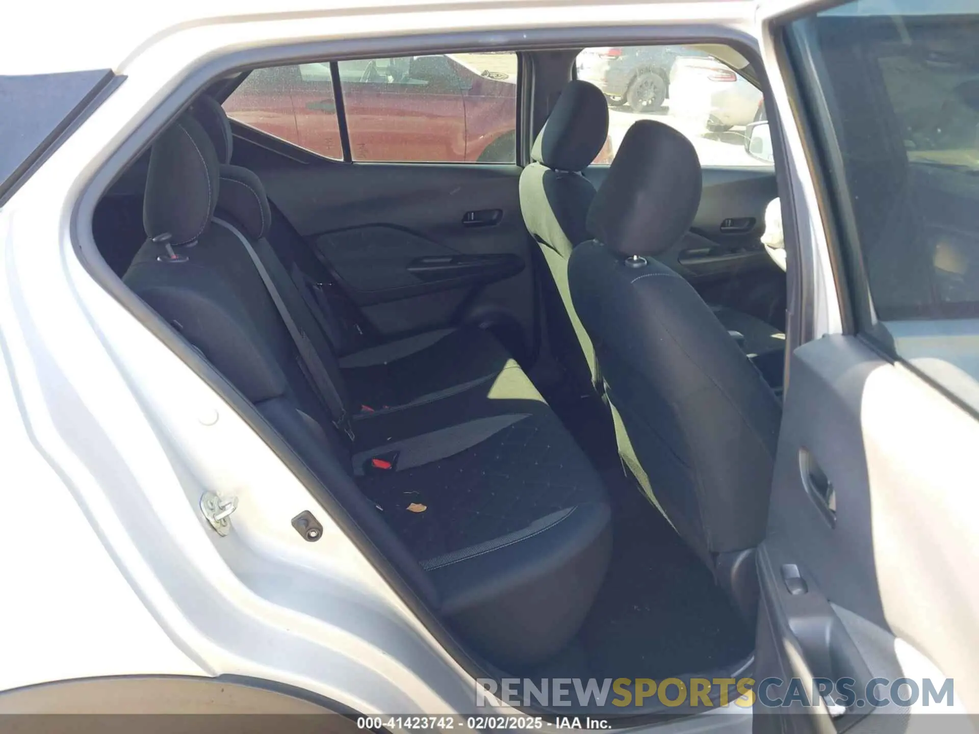 8 fotografías del automóvil dañado 3N1CP5BV8LL573169 NISSAN KICKS 2020