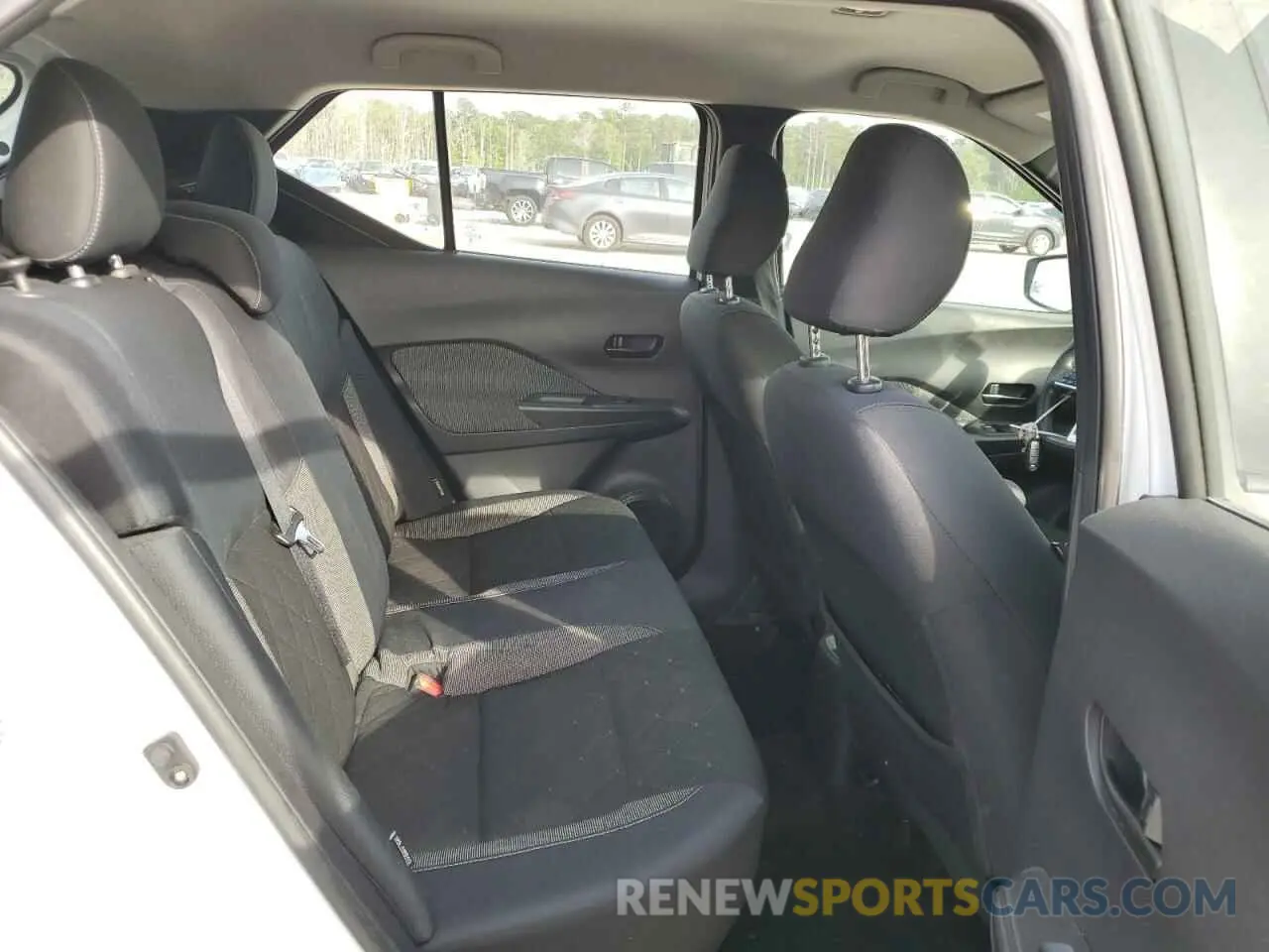 10 fotografías del automóvil dañado 3N1CP5BV9LL495856 NISSAN KICKS 2020