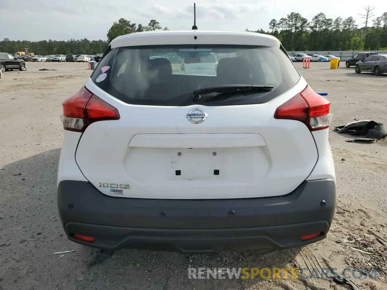 6 fotografías del automóvil dañado 3N1CP5BV9LL495856 NISSAN KICKS 2020