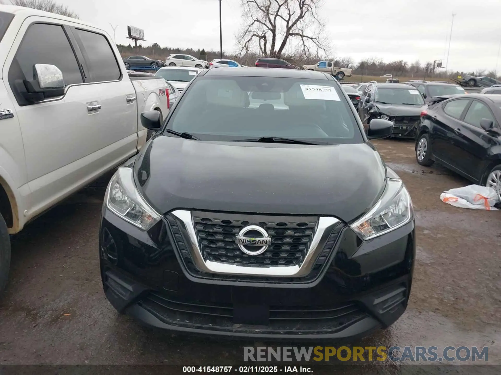 12 fotografías del automóvil dañado 3N1CP5BV9LL551763 NISSAN KICKS 2020
