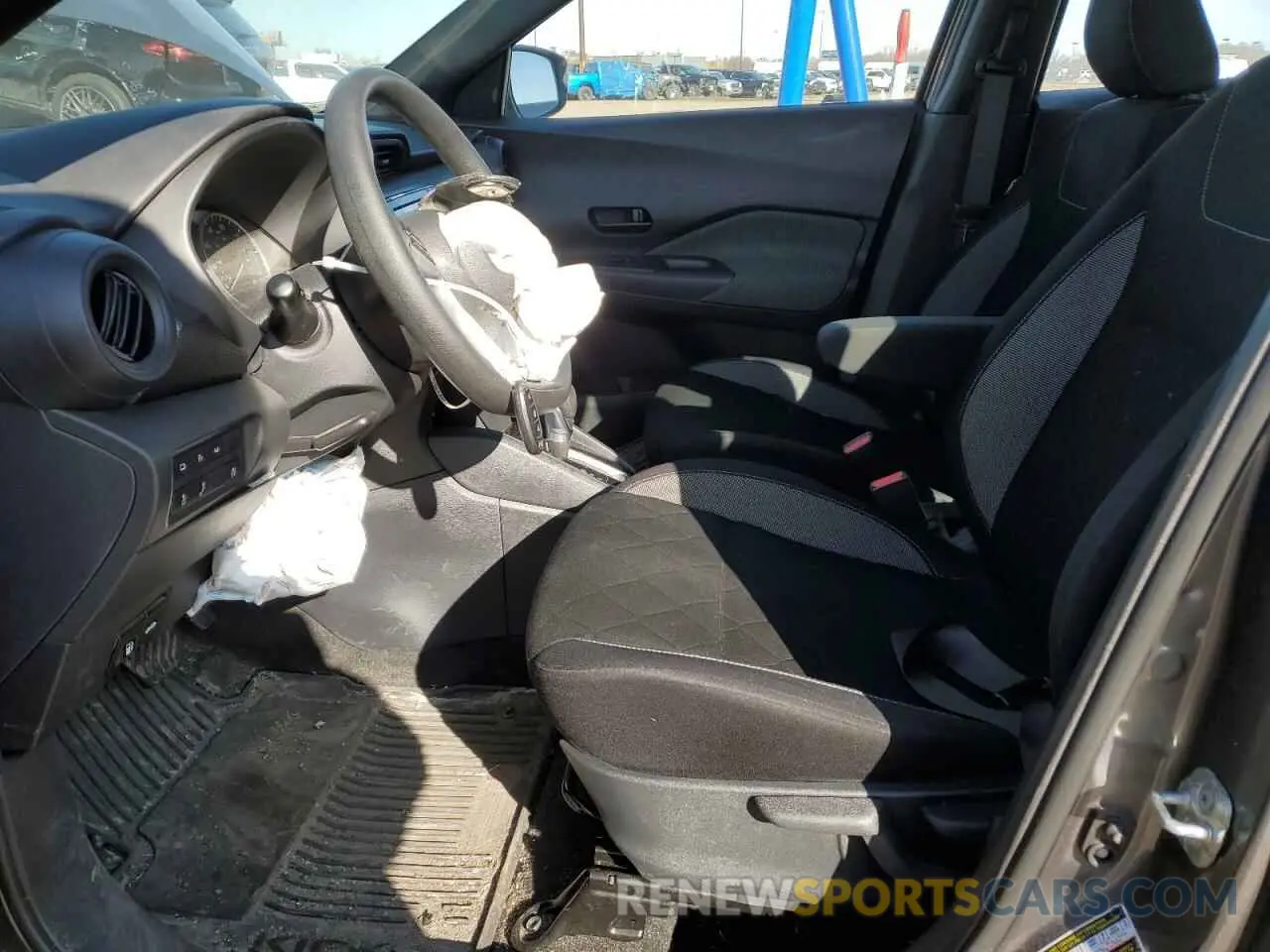 7 fotografías del automóvil dañado 3N1CP5BV9LL558504 NISSAN KICKS 2020