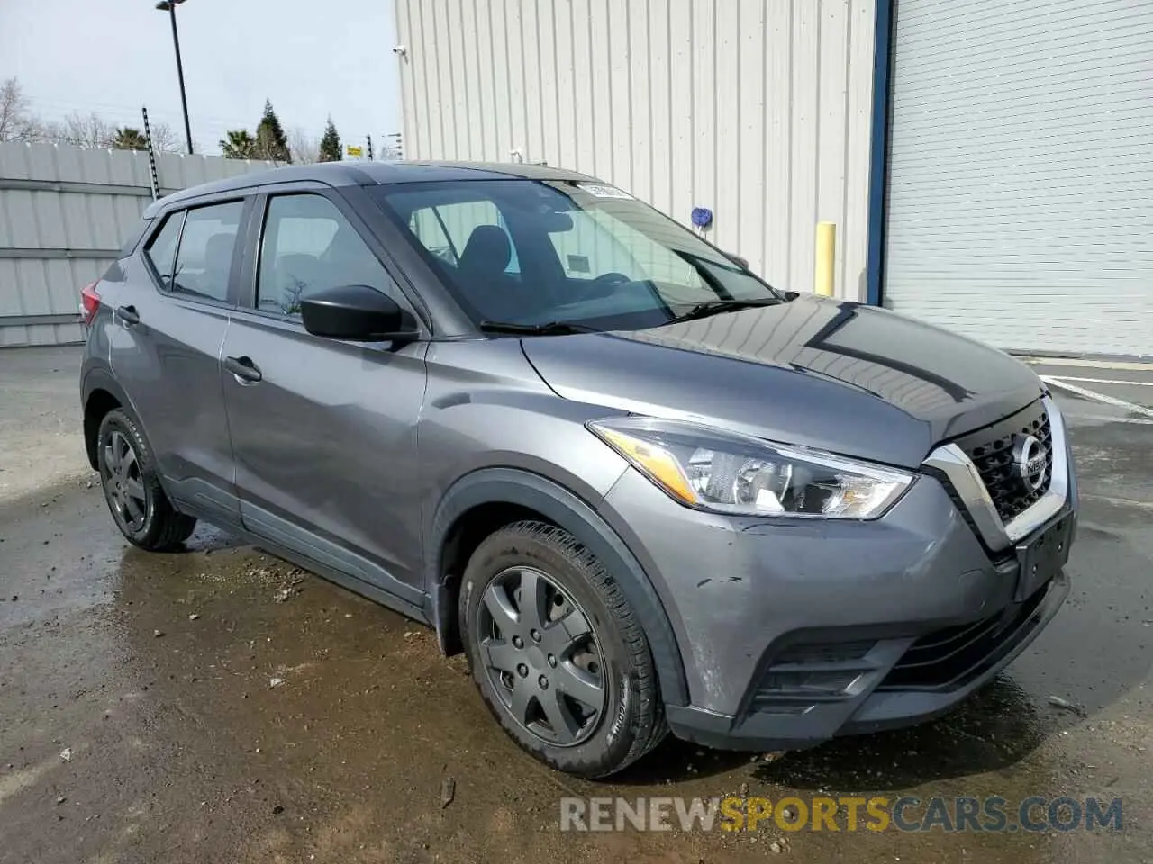 4 fotografías del automóvil dañado 3N1CP5BV9LL573536 NISSAN KICKS 2020