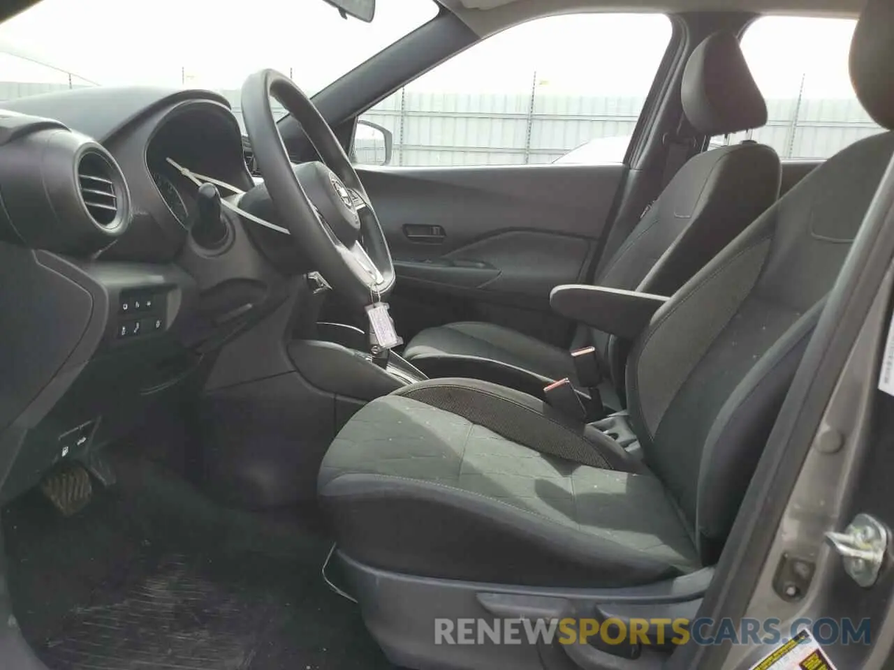 7 fotografías del automóvil dañado 3N1CP5BV9LL573536 NISSAN KICKS 2020