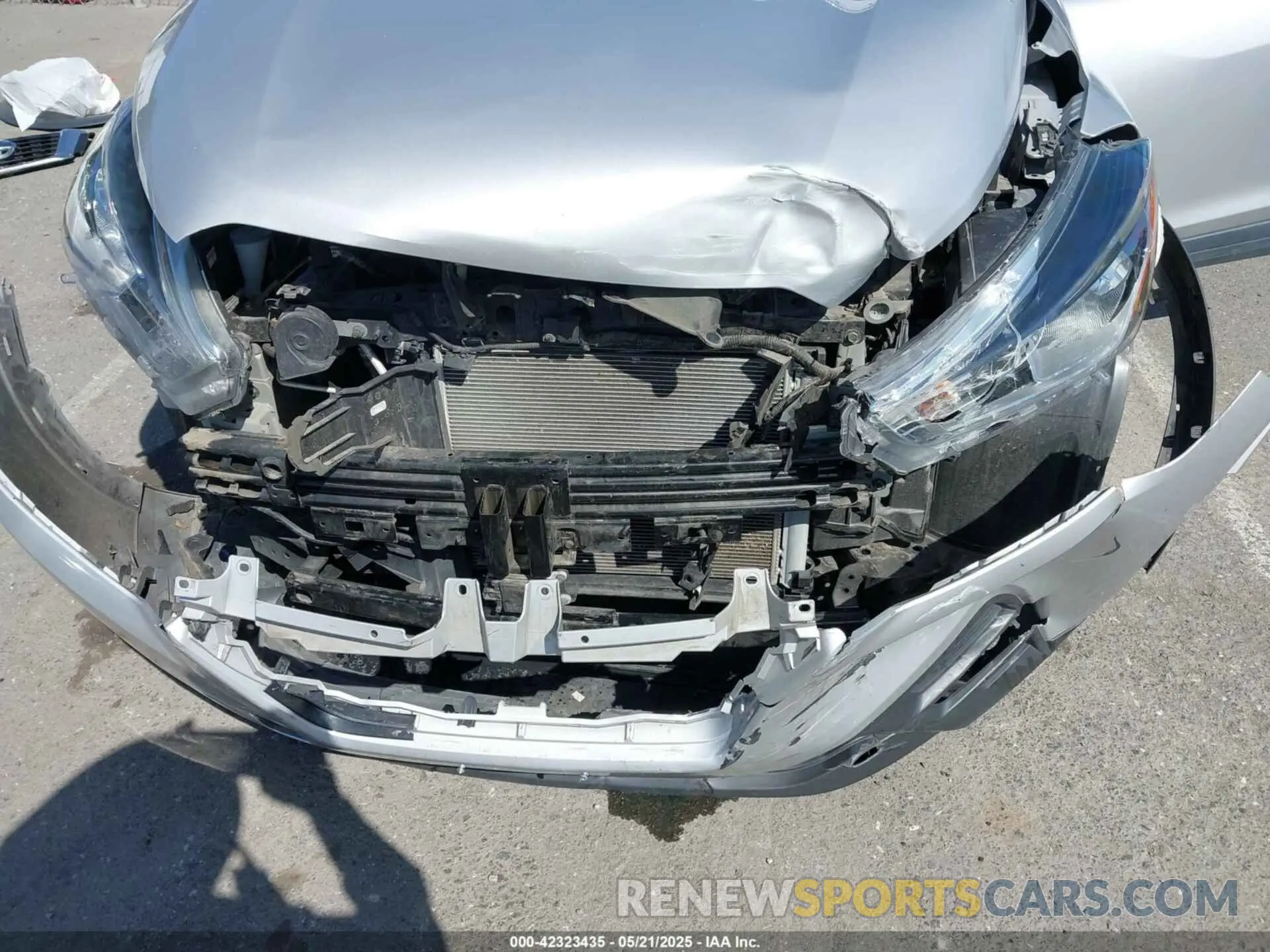 6 fotografías del automóvil dañado 3N1CP5BVXLL510039 NISSAN KICKS 2020