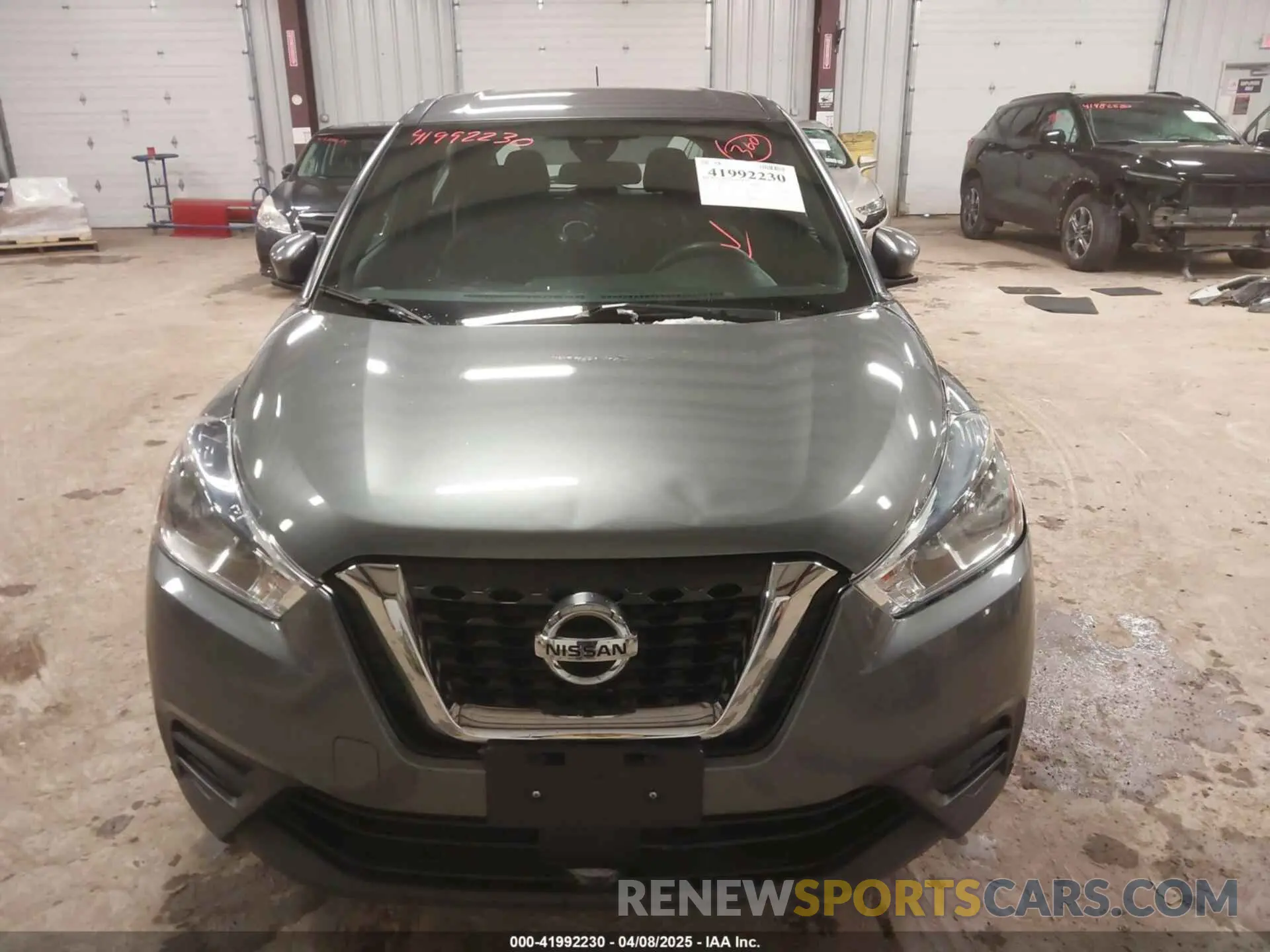 12 fotografías del automóvil dañado 3N1CP5BVXLL526676 NISSAN KICKS 2020