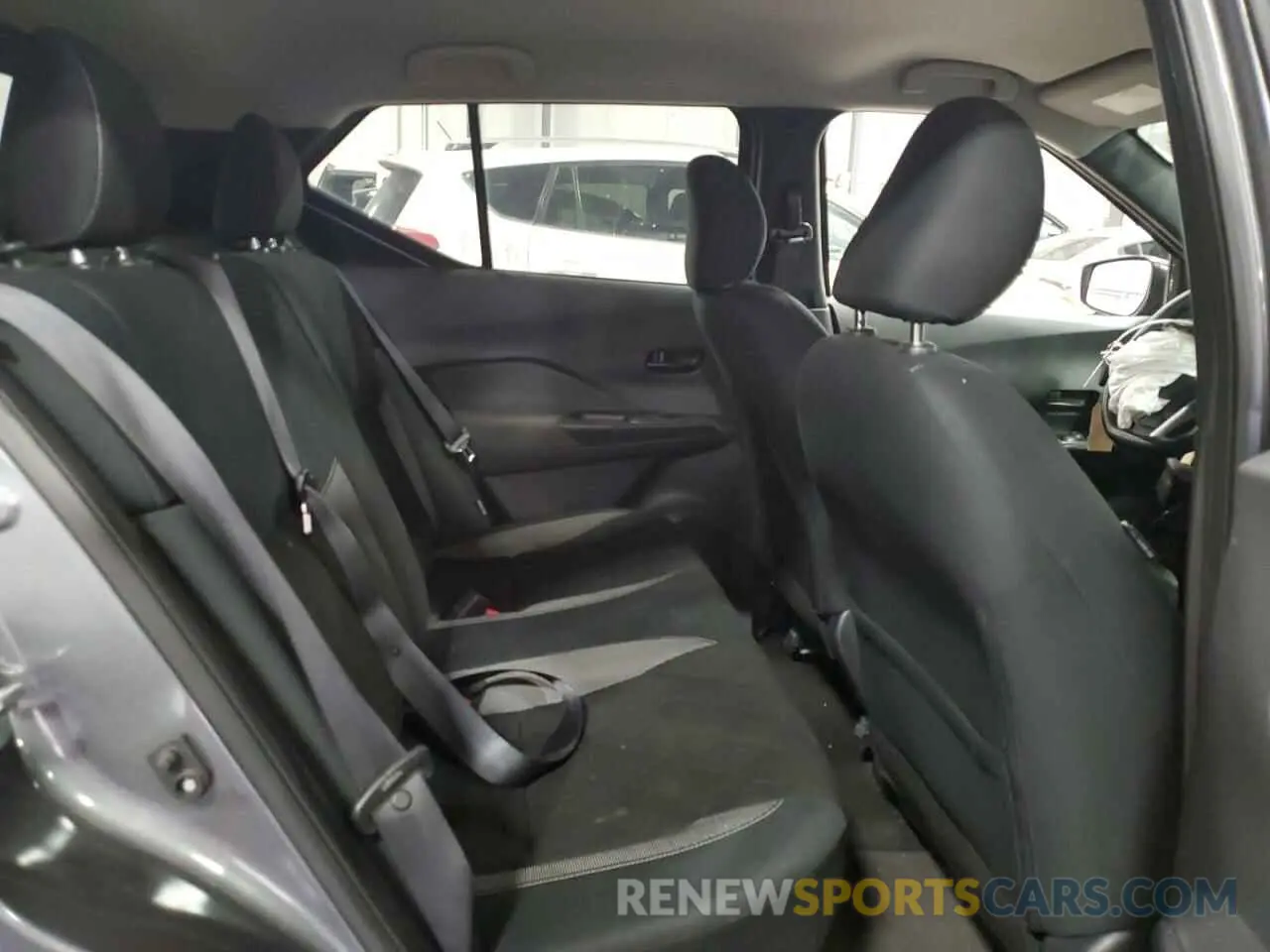 12 fotografías del automóvil dañado 3N1CP5BVXLL570533 NISSAN KICKS 2020