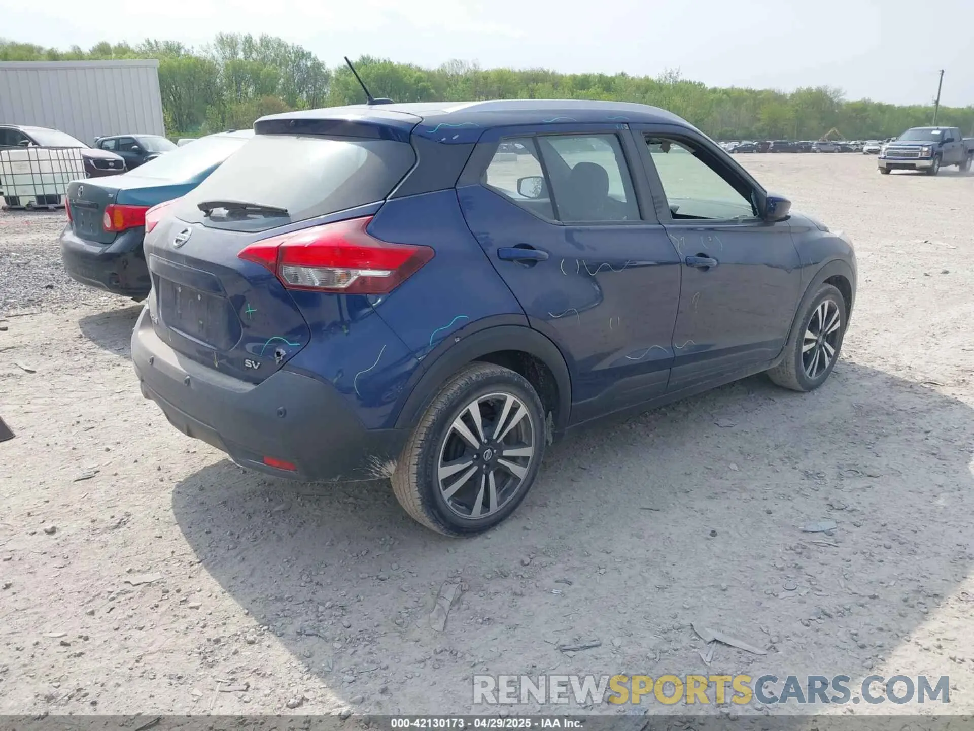 4 fotografías del automóvil dañado 3N1CP5CV0LL507892 NISSAN KICKS 2020