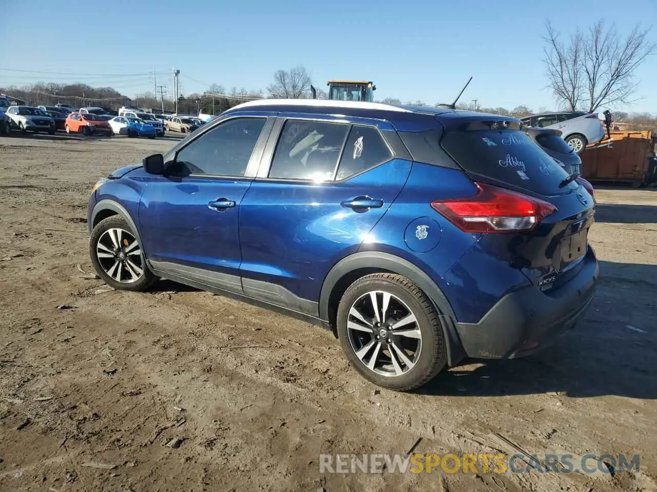 2 fotografías del automóvil dañado 3N1CP5CV0LL526393 NISSAN KICKS 2020