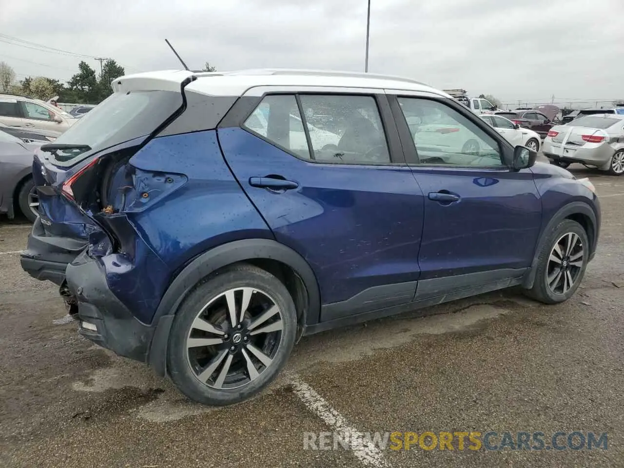 3 fotografías del automóvil dañado 3N1CP5CV1LL483232 NISSAN KICKS 2020