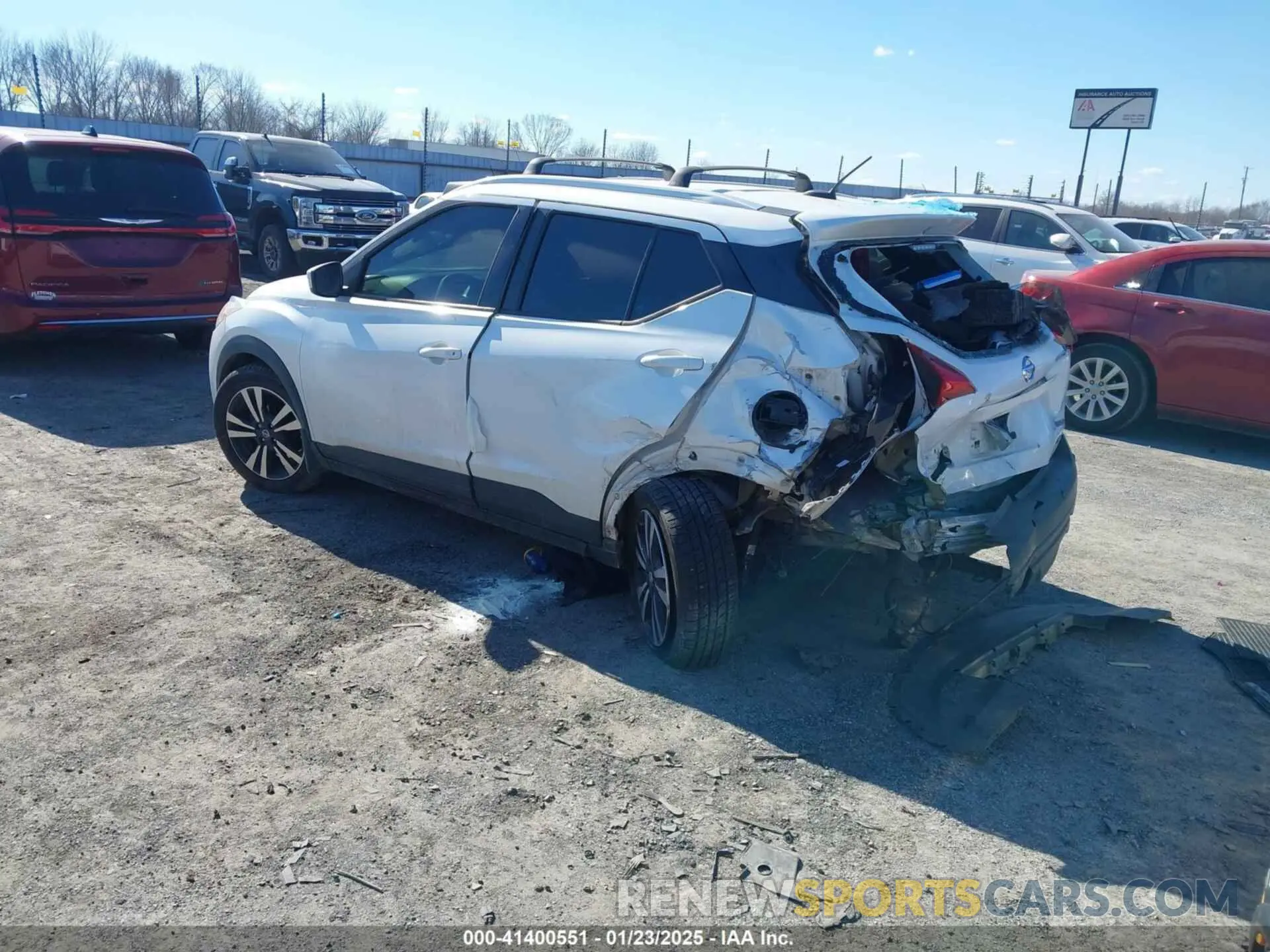 3 fotografías del automóvil dañado 3N1CP5CV1LL493890 NISSAN KICKS 2020