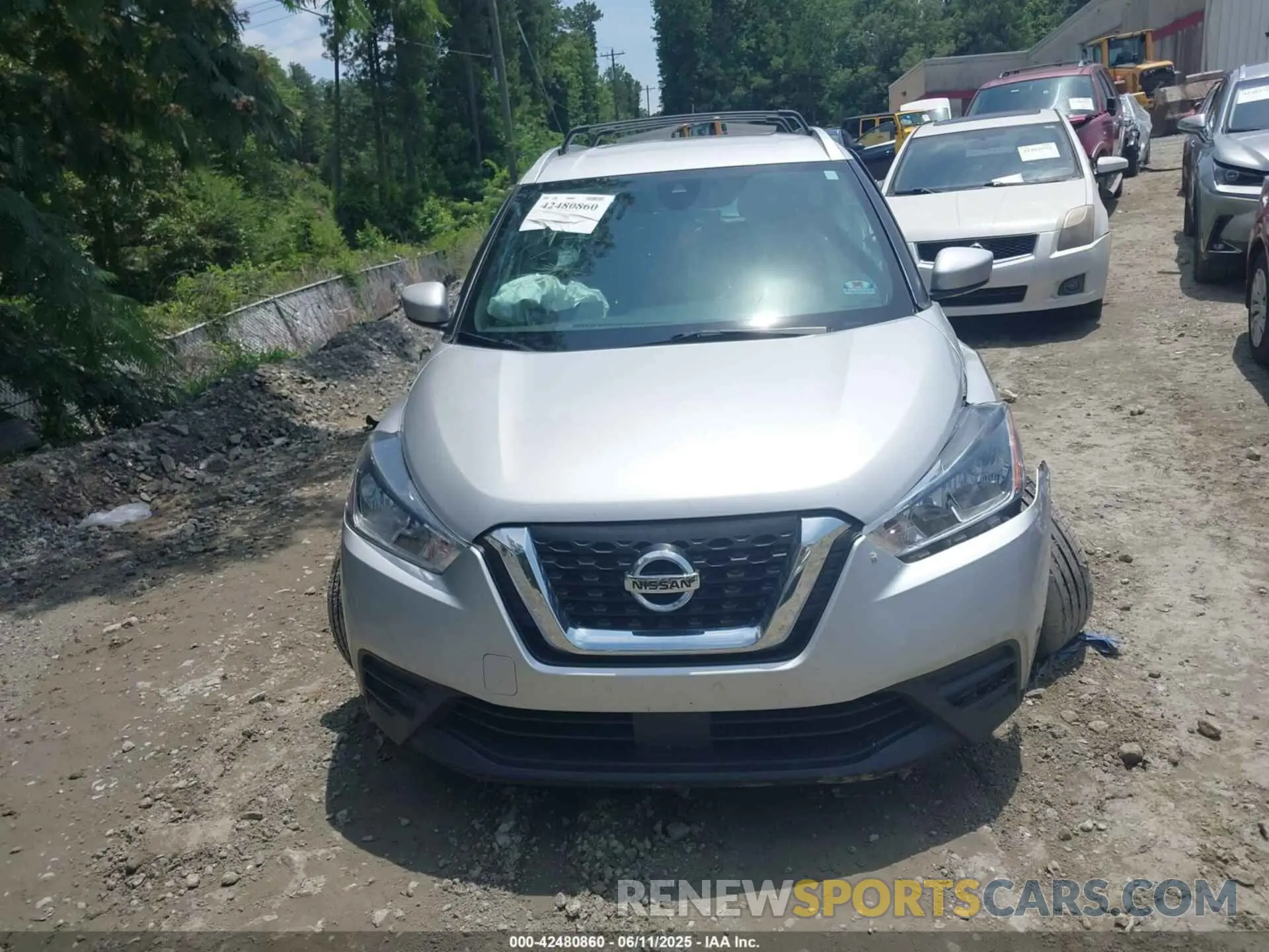 12 fotografías del automóvil dañado 3N1CP5CV1LL504788 NISSAN KICKS 2020