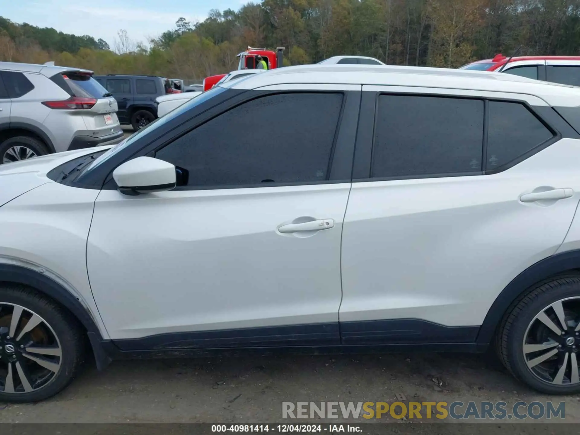 14 fotografías del automóvil dañado 3N1CP5CV1LL505729 NISSAN KICKS 2020