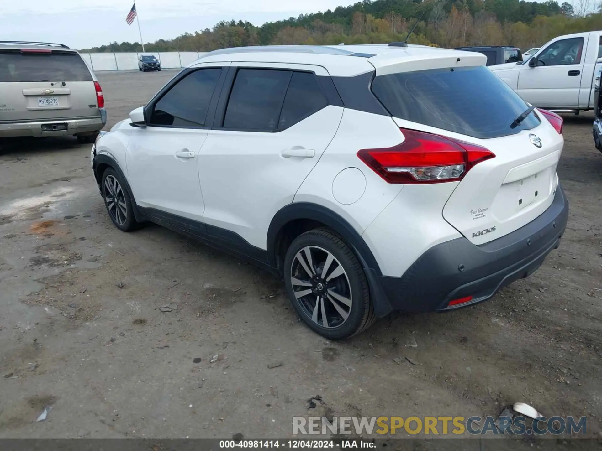 3 fotografías del automóvil dañado 3N1CP5CV1LL505729 NISSAN KICKS 2020