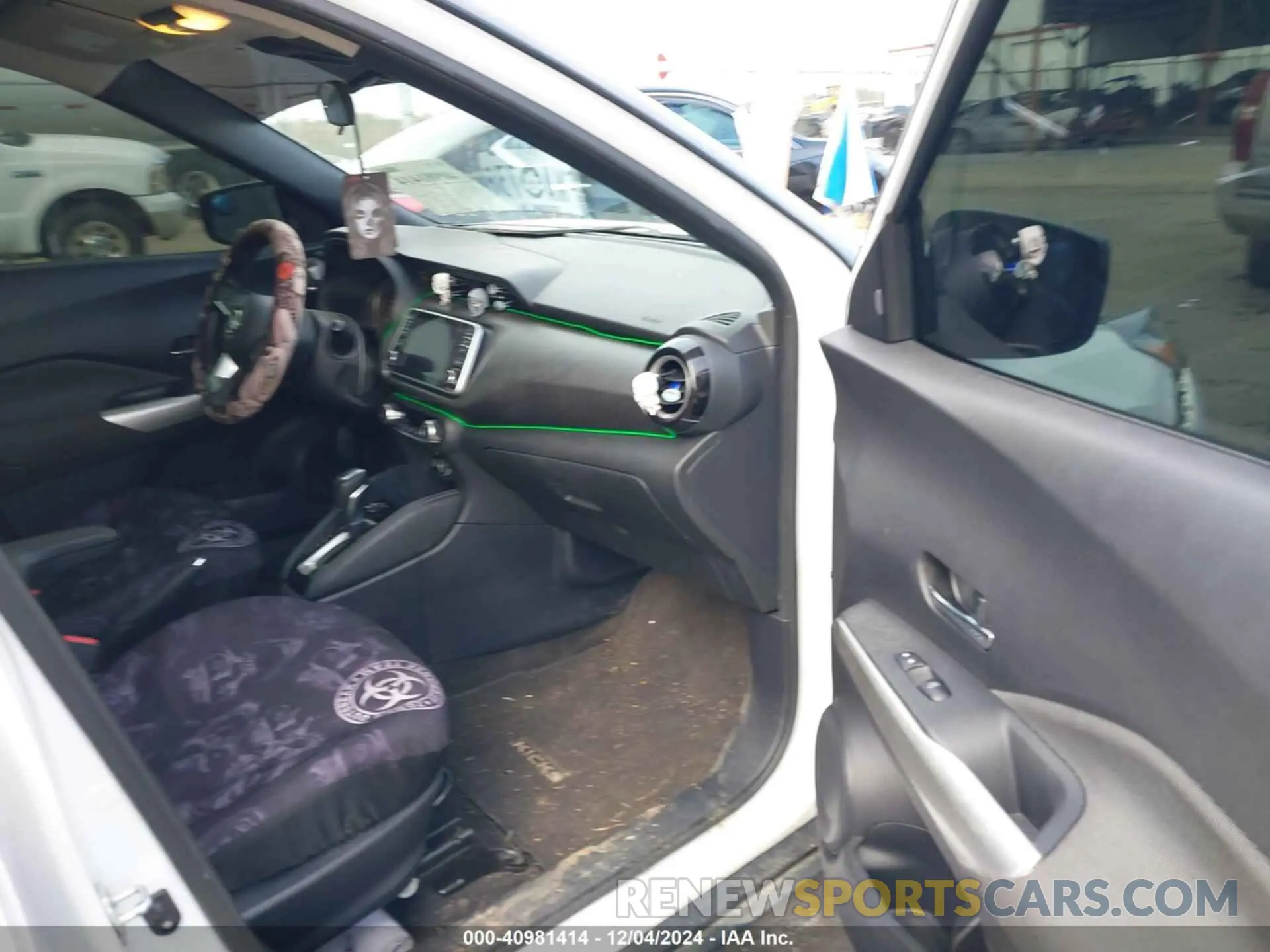 5 fotografías del automóvil dañado 3N1CP5CV1LL505729 NISSAN KICKS 2020