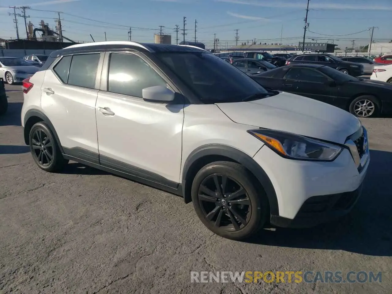 4 fotografías del automóvil dañado 3N1CP5CV2LL489363 NISSAN KICKS 2020