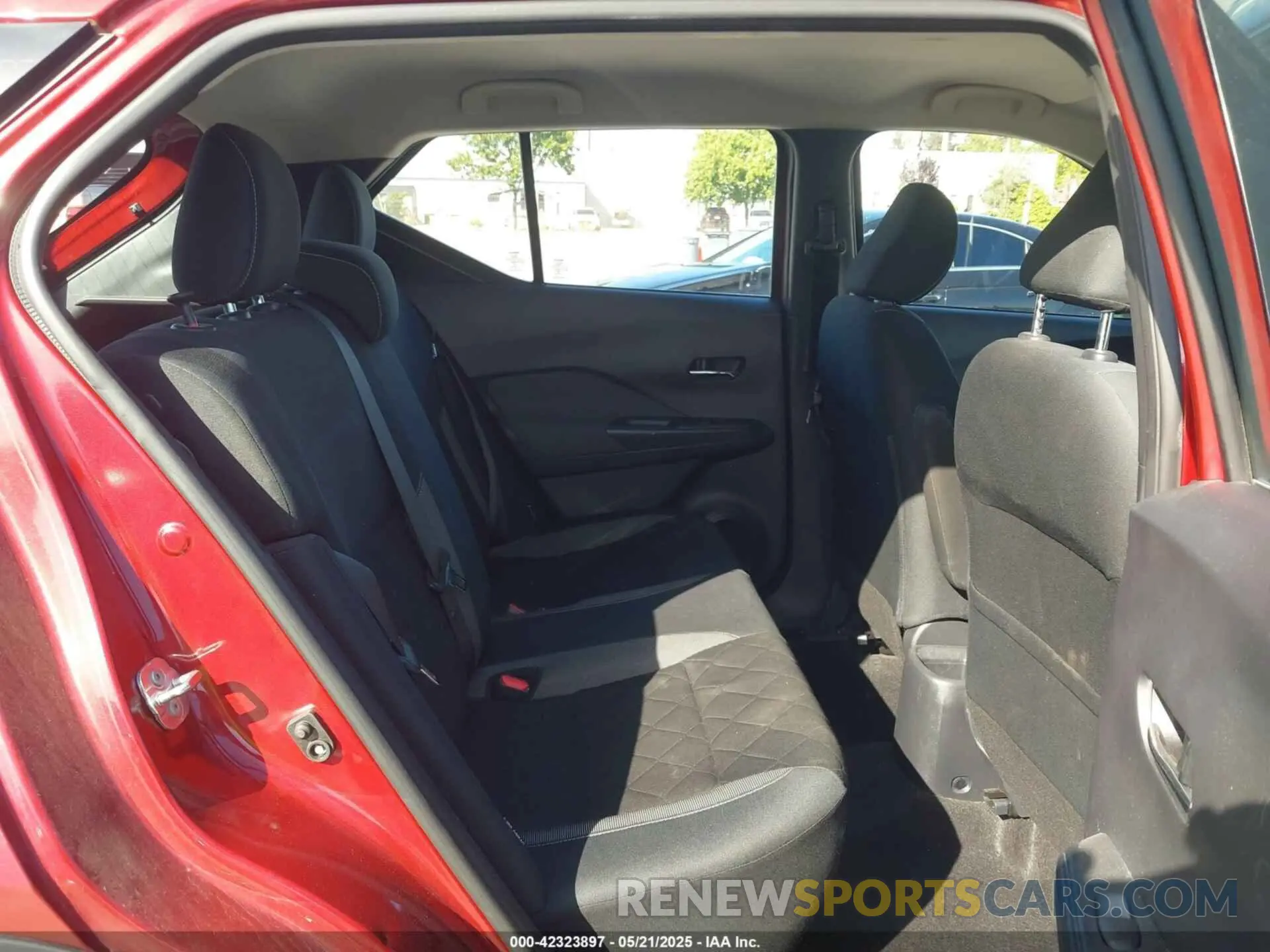 8 fotografías del automóvil dañado 3N1CP5CV3LL494216 NISSAN KICKS 2020