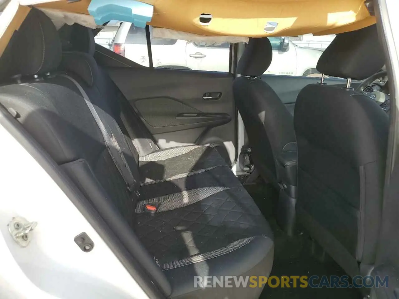 10 fotografías del automóvil dañado 3N1CP5CV3LL518871 NISSAN KICKS 2020