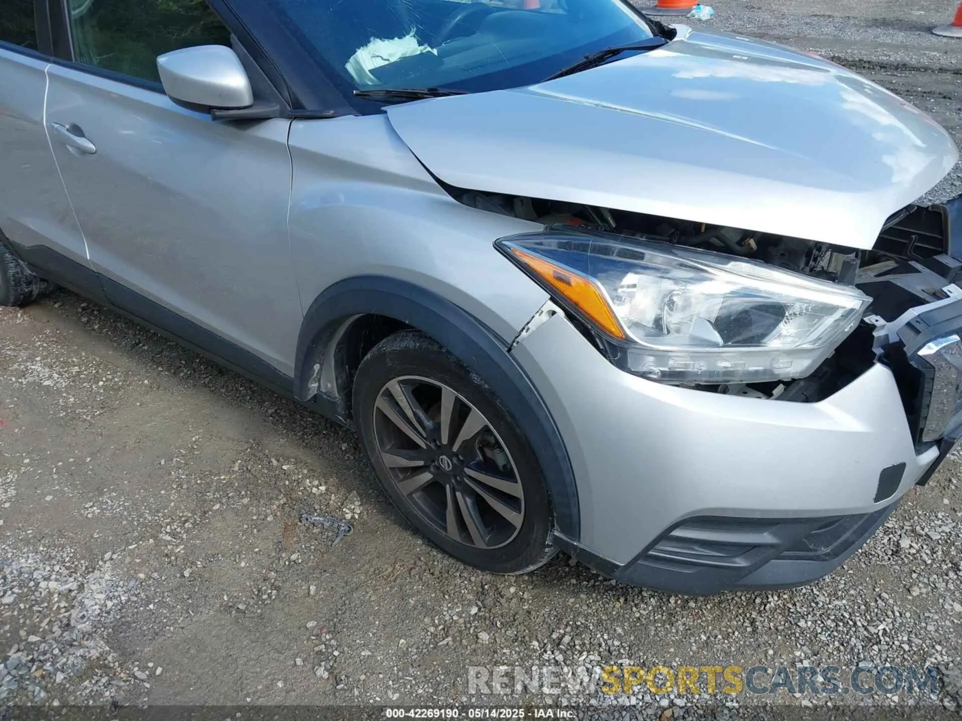 18 fotografías del automóvil dañado 3N1CP5CV4LL507278 NISSAN KICKS 2020
