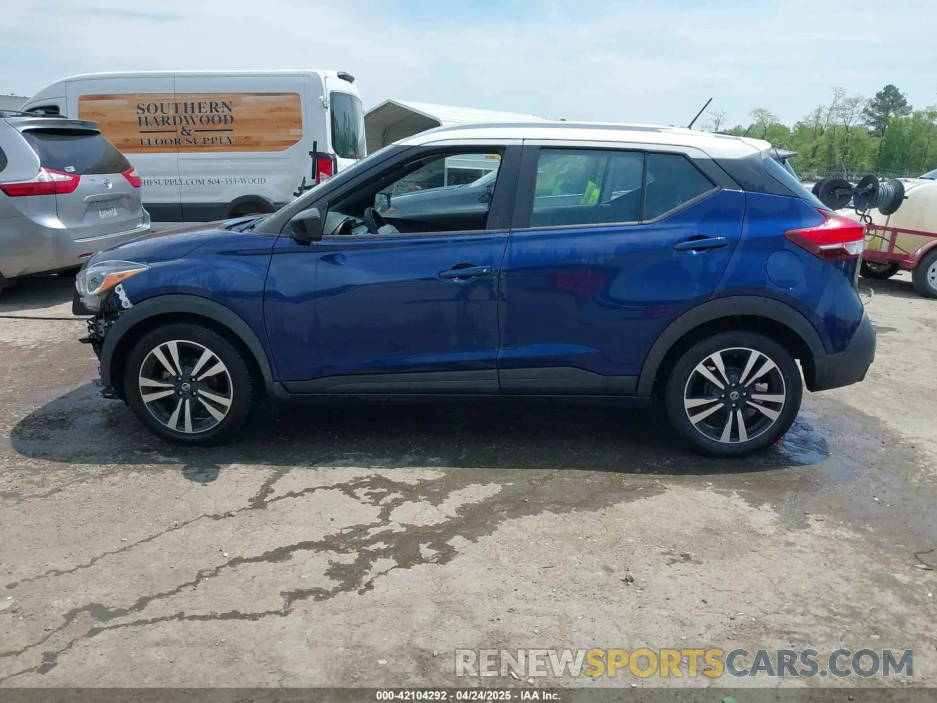 14 fotografías del automóvil dañado 3N1CP5CV4LL528955 NISSAN KICKS 2020
