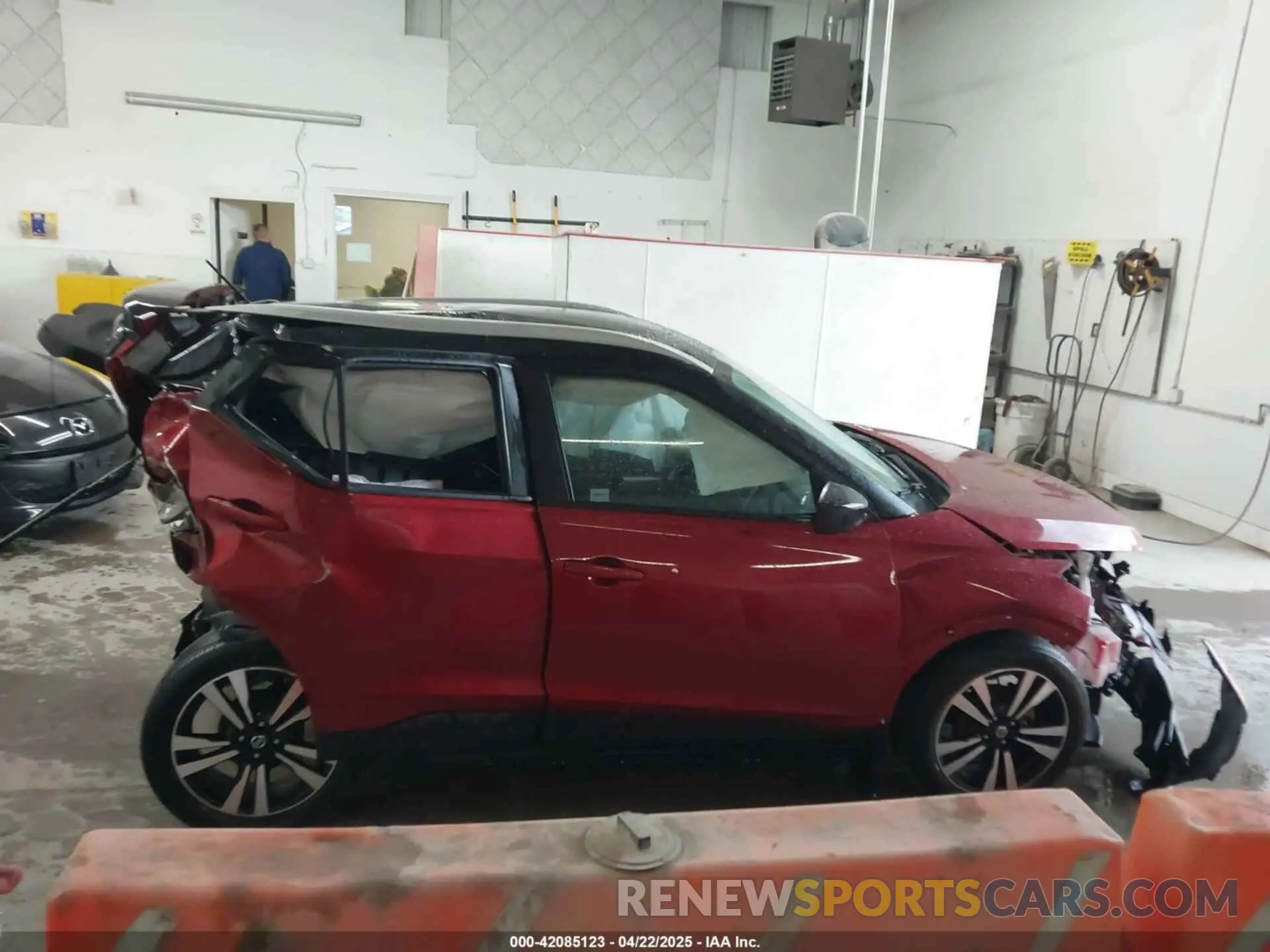 13 fotografías del automóvil dañado 3N1CP5CV5LL520959 NISSAN KICKS 2020