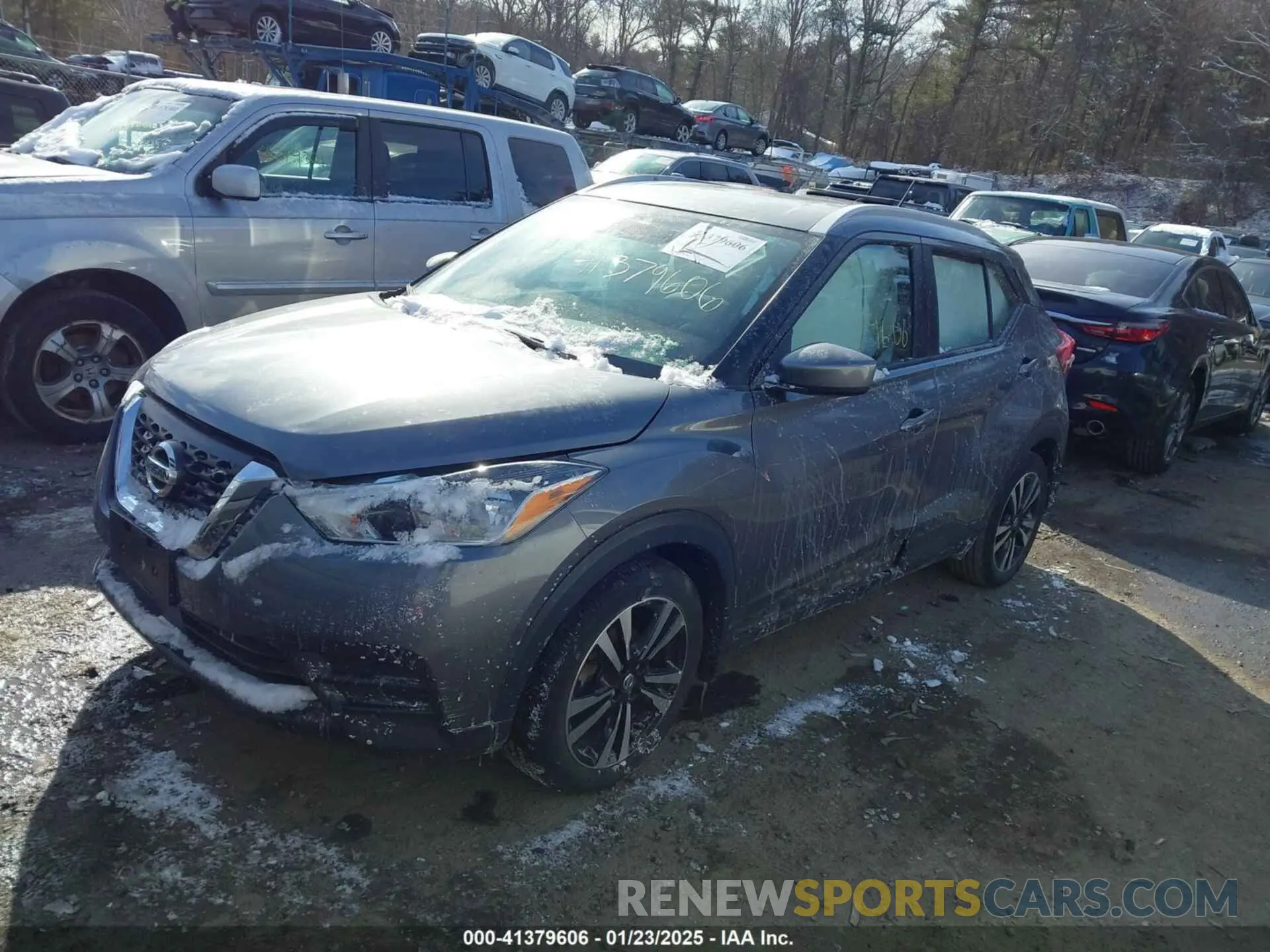 2 fotografías del automóvil dañado 3N1CP5CV5LL559390 NISSAN KICKS 2020