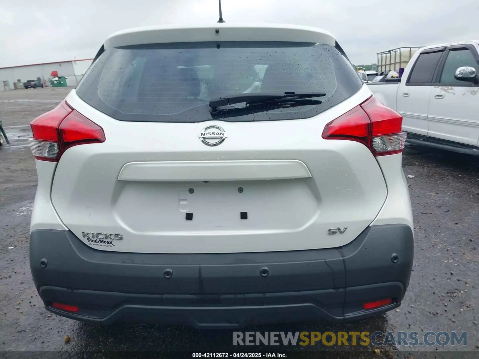 17 fotografías del automóvil dañado 3N1CP5CV6LL479855 NISSAN KICKS 2020
