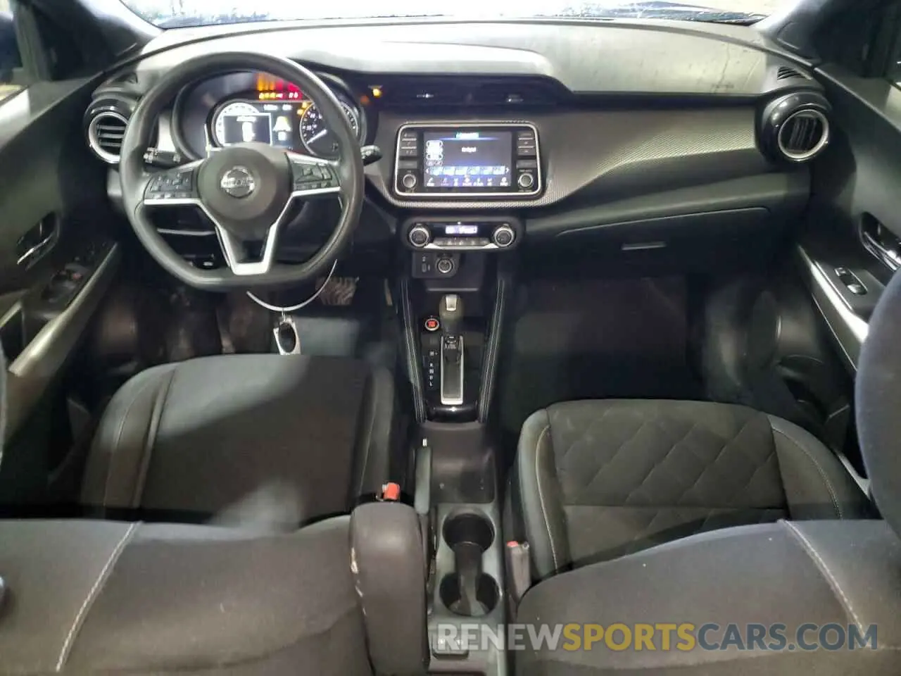 8 fotografías del automóvil dañado 3N1CP5CV6LL501272 NISSAN KICKS 2020
