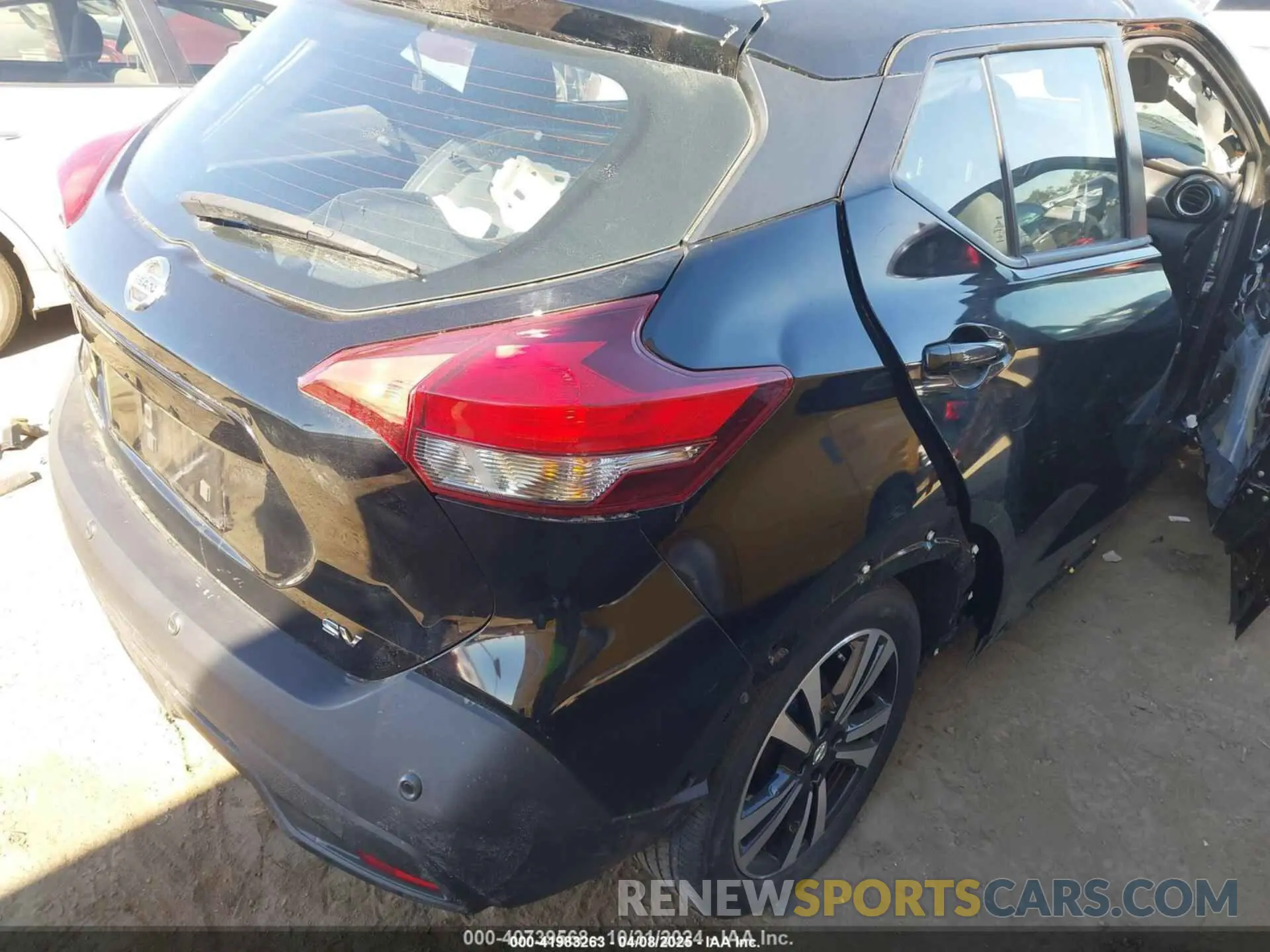 4 fotografías del automóvil dañado 3N1CP5CV7LL549315 NISSAN KICKS 2020