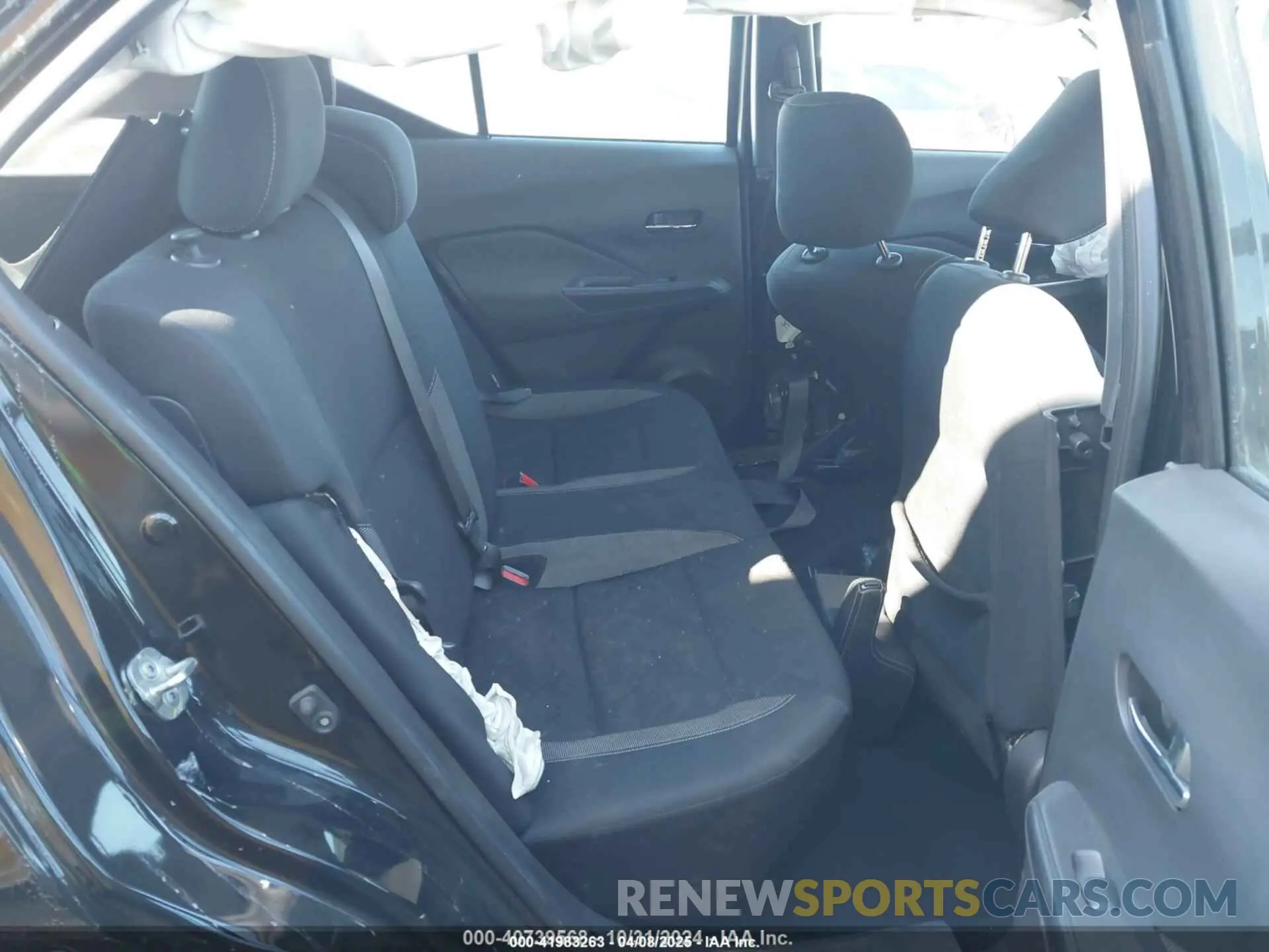 8 fotografías del automóvil dañado 3N1CP5CV7LL549315 NISSAN KICKS 2020