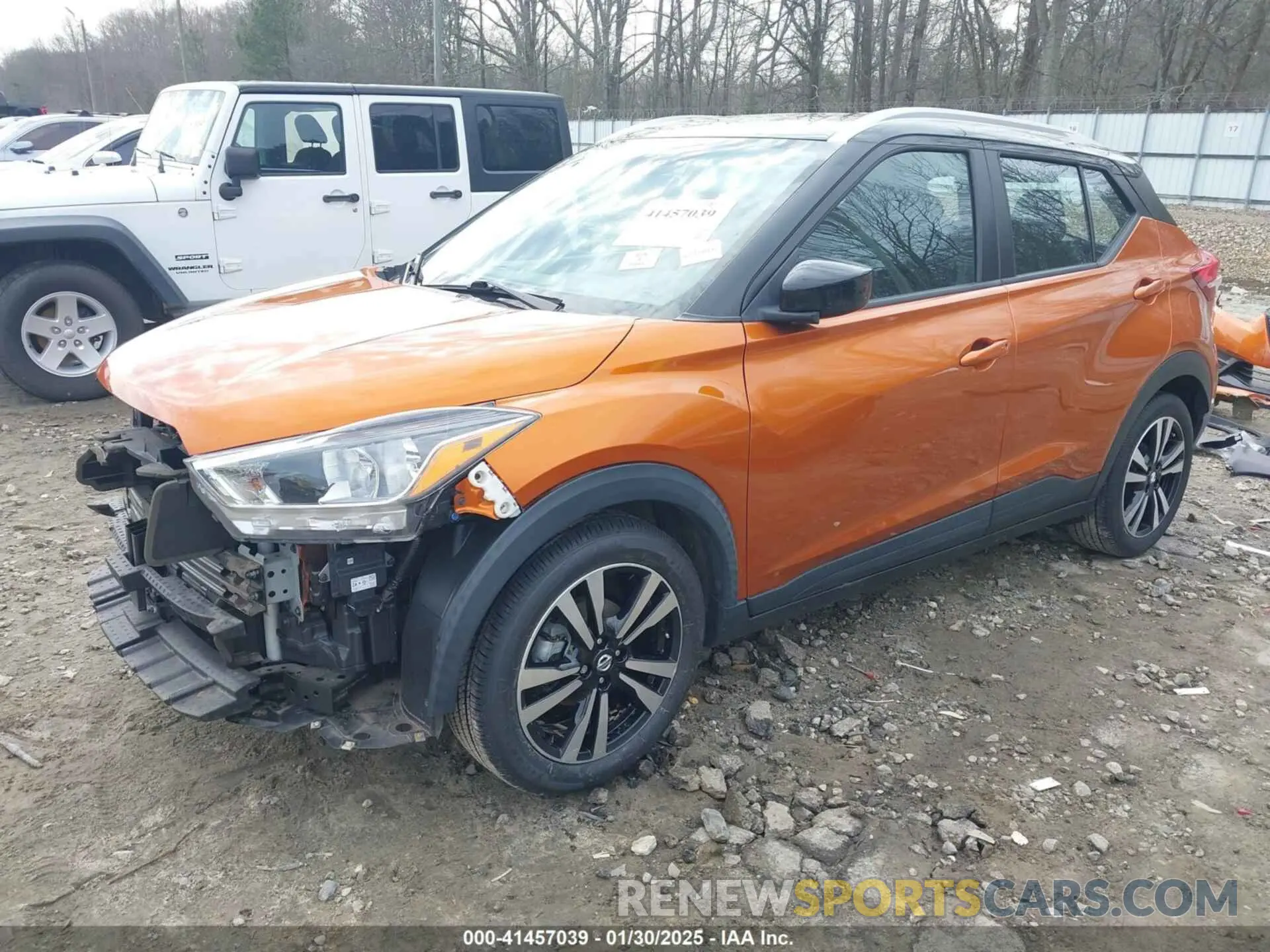 2 fotografías del automóvil dañado 3N1CP5CV8LL505923 NISSAN KICKS 2020