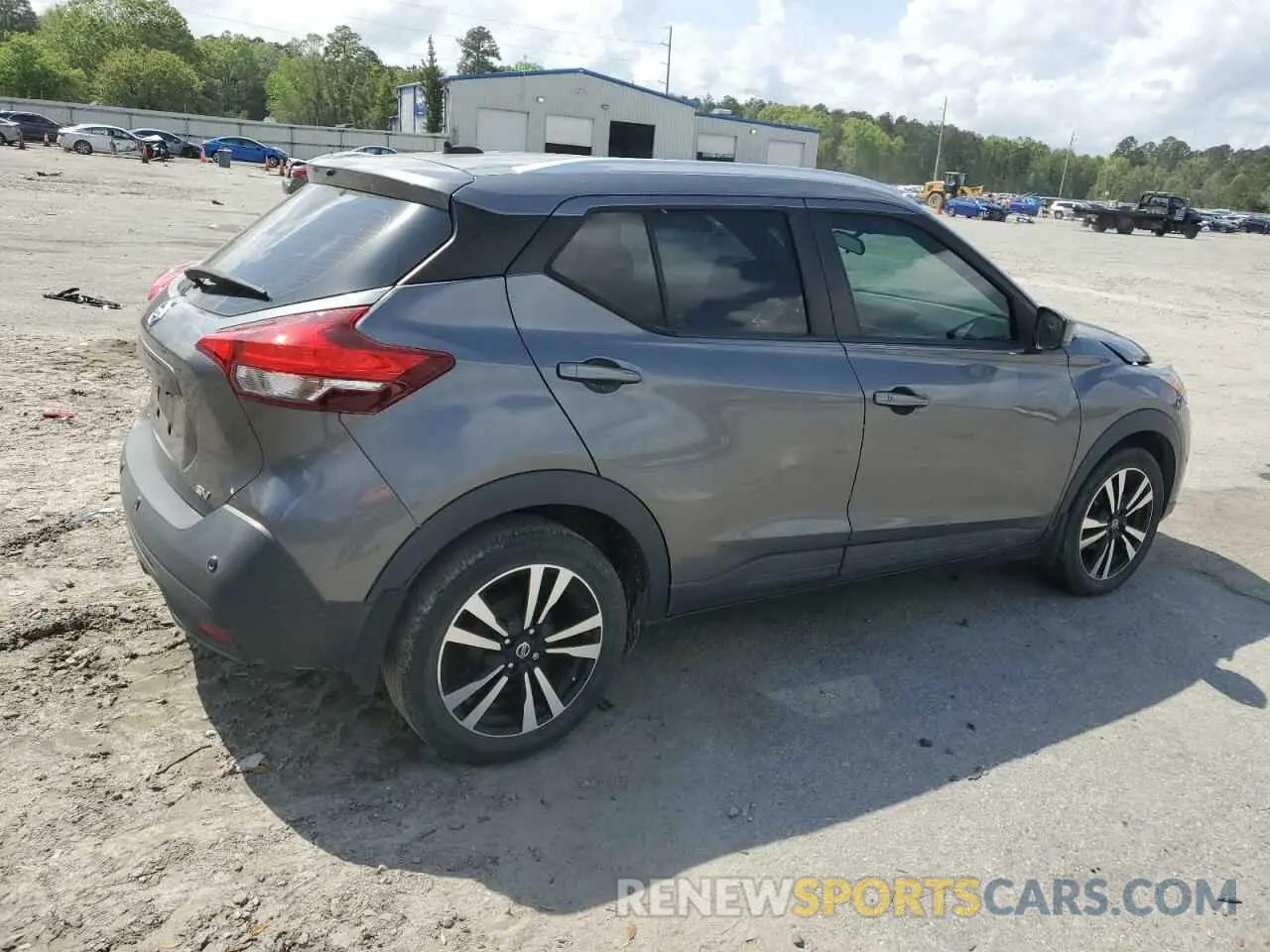 3 fotografías del automóvil dañado 3N1CP5CV8LL539912 NISSAN KICKS 2020