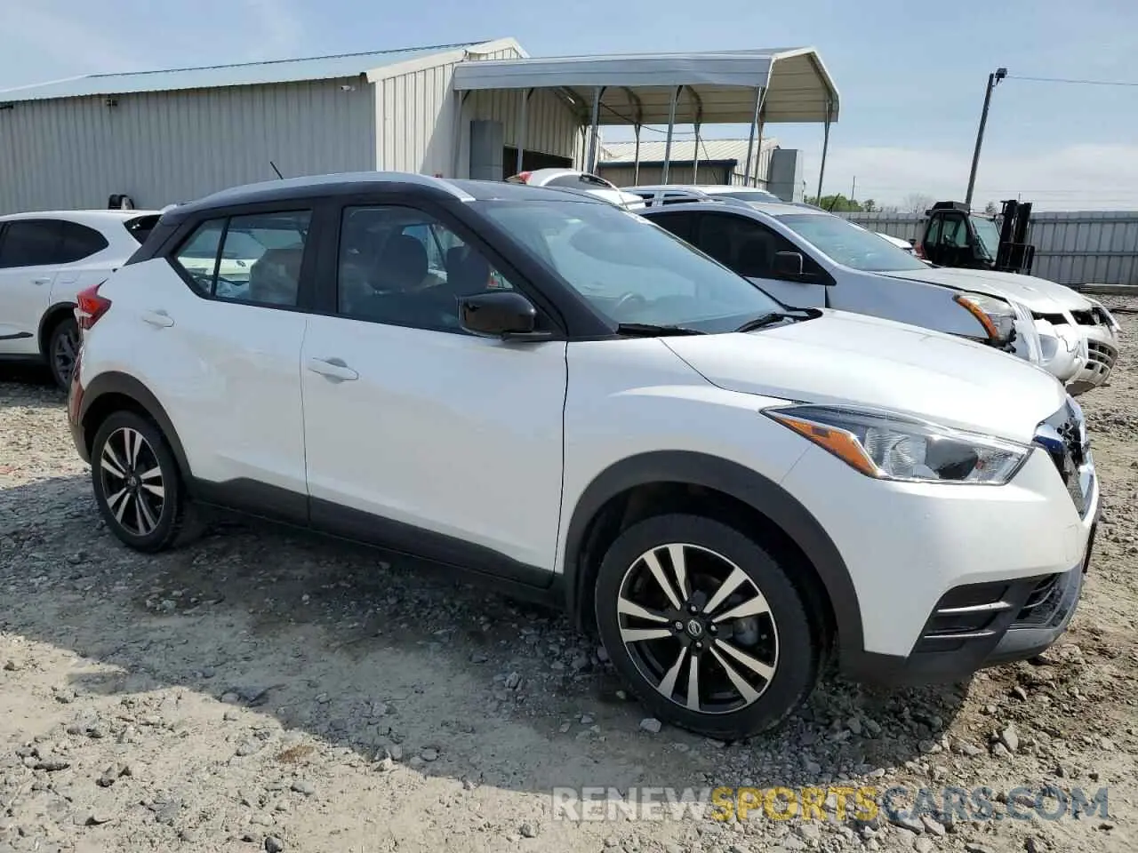 4 fotografías del automóvil dañado 3N1CP5CV9LL499209 NISSAN KICKS 2020