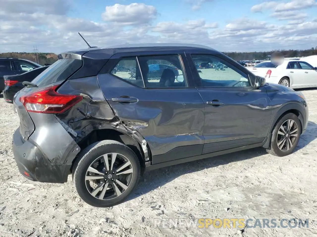 3 fotografías del automóvil dañado 3N1CP5CV9LL535206 NISSAN KICKS 2020