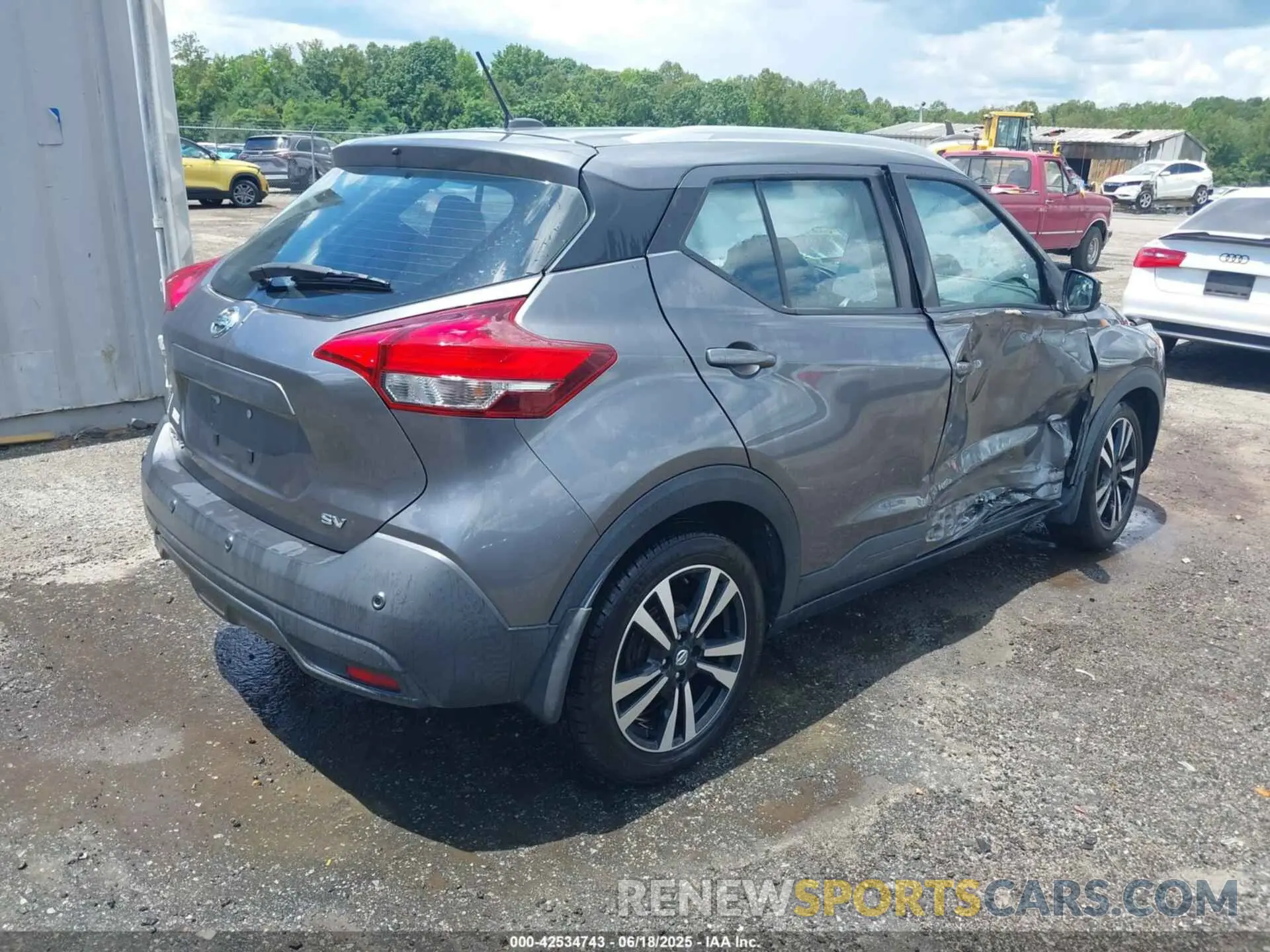 4 fotografías del automóvil dañado 3N1CP5CVXLL525980 NISSAN KICKS 2020