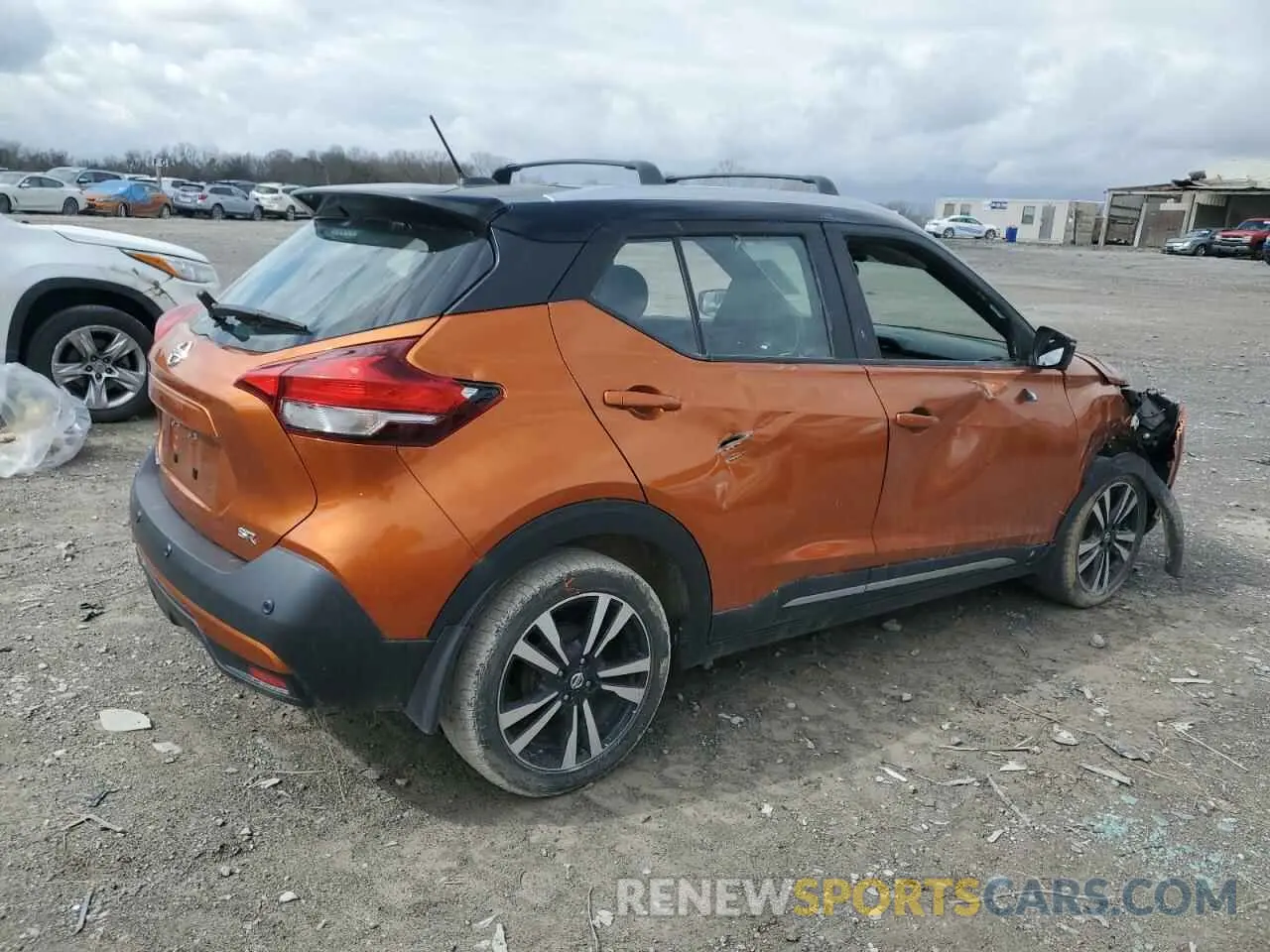 3 fotografías del automóvil dañado 3N1CP5DV0LL532497 NISSAN KICKS 2020