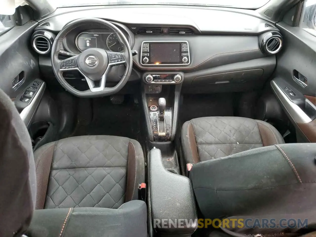 8 fotografías del automóvil dañado 3N1CP5DV0LL556458 NISSAN KICKS 2020