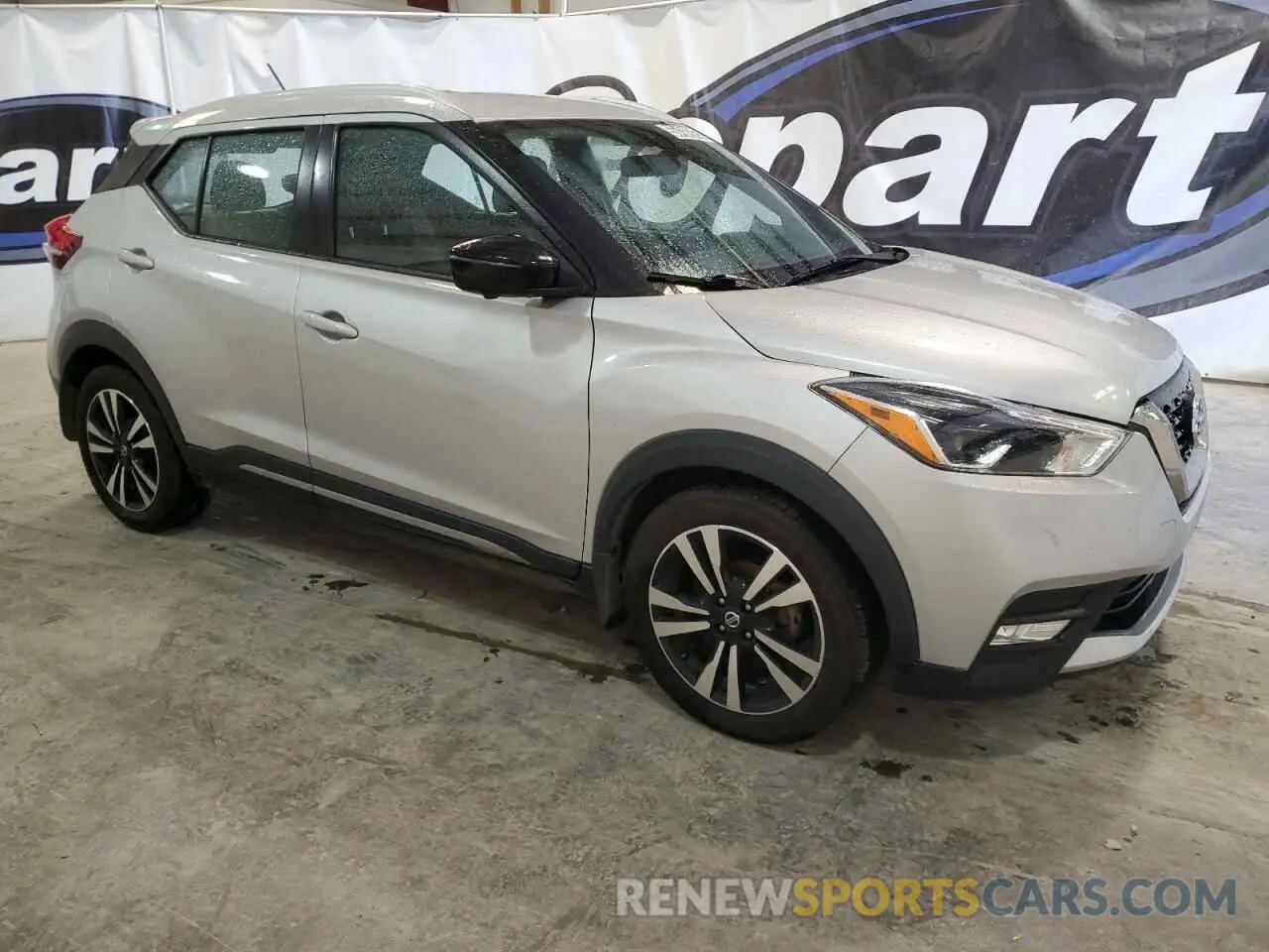 4 fotografías del automóvil dañado 3N1CP5DV1LL520830 NISSAN KICKS 2020