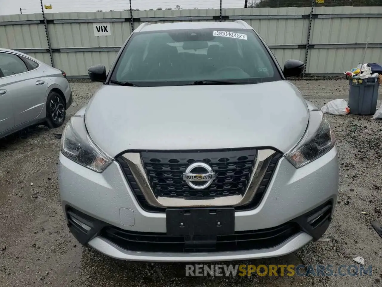 5 fotografías del automóvil dañado 3N1CP5DV1LL557943 NISSAN KICKS 2020