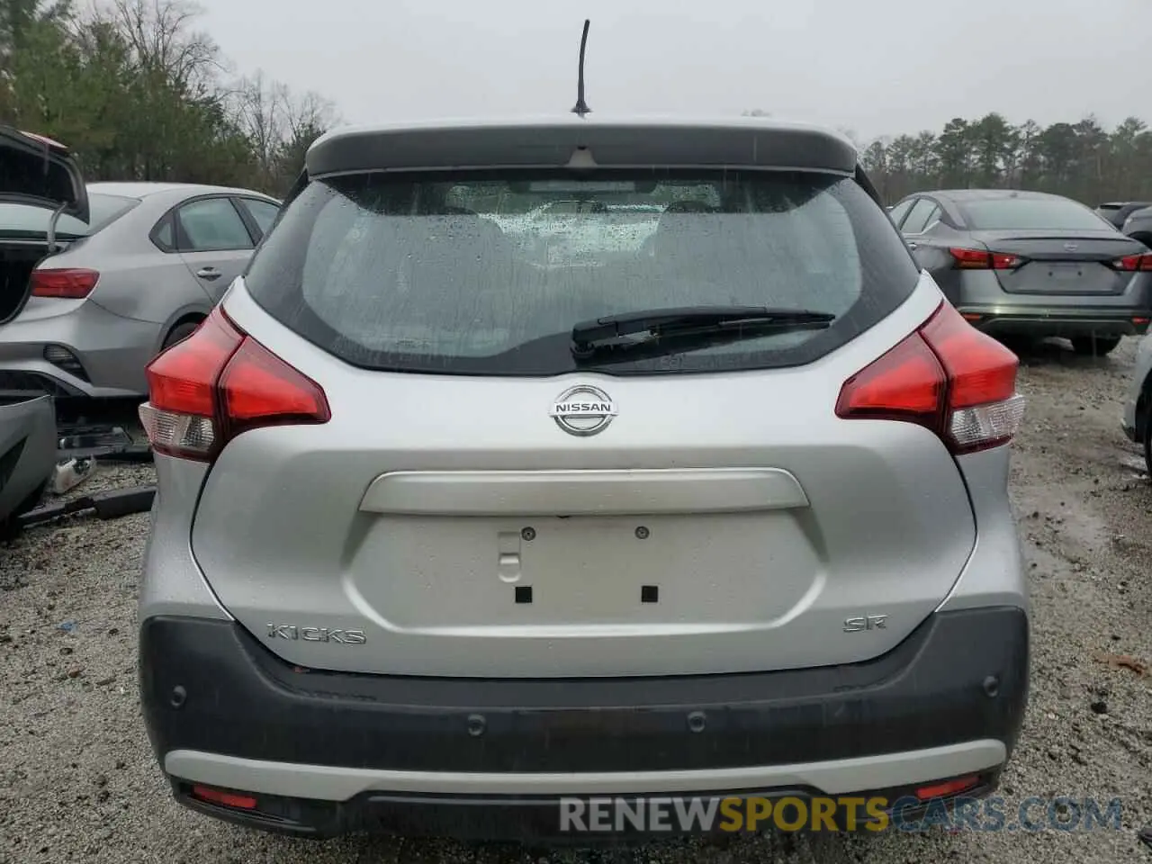6 fotografías del automóvil dañado 3N1CP5DV1LL557943 NISSAN KICKS 2020