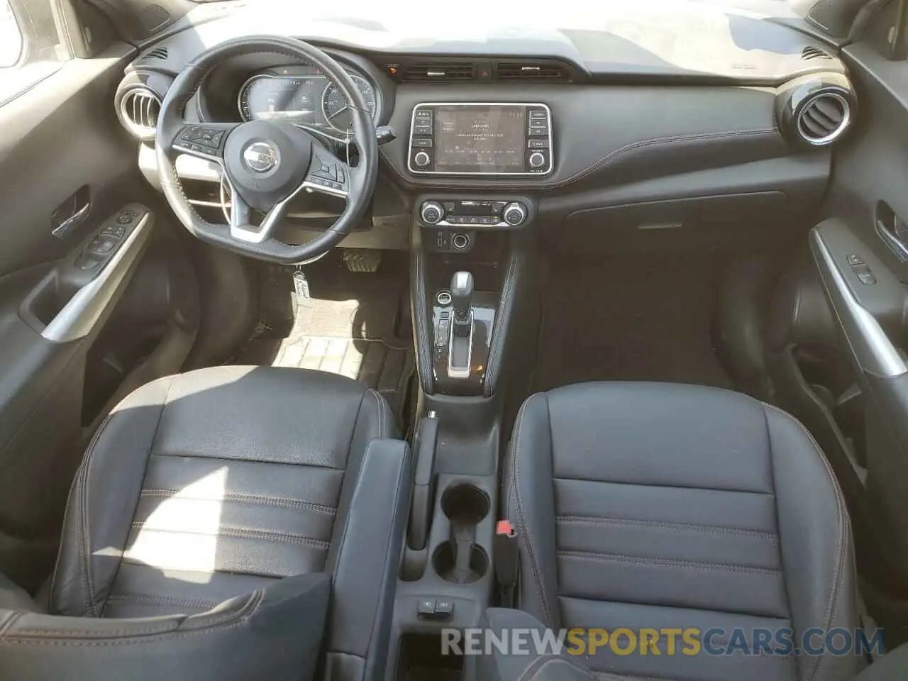8 fotografías del automóvil dañado 3N1CP5DV2LL483755 NISSAN KICKS 2020