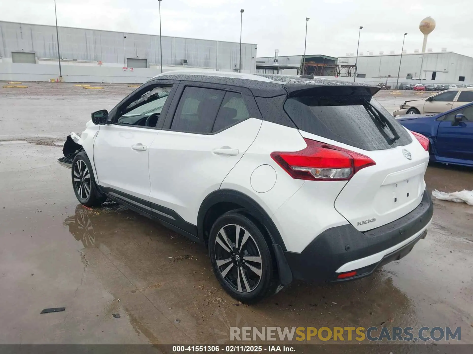 3 fotografías del automóvil dañado 3N1CP5DV2LL533845 NISSAN KICKS 2020