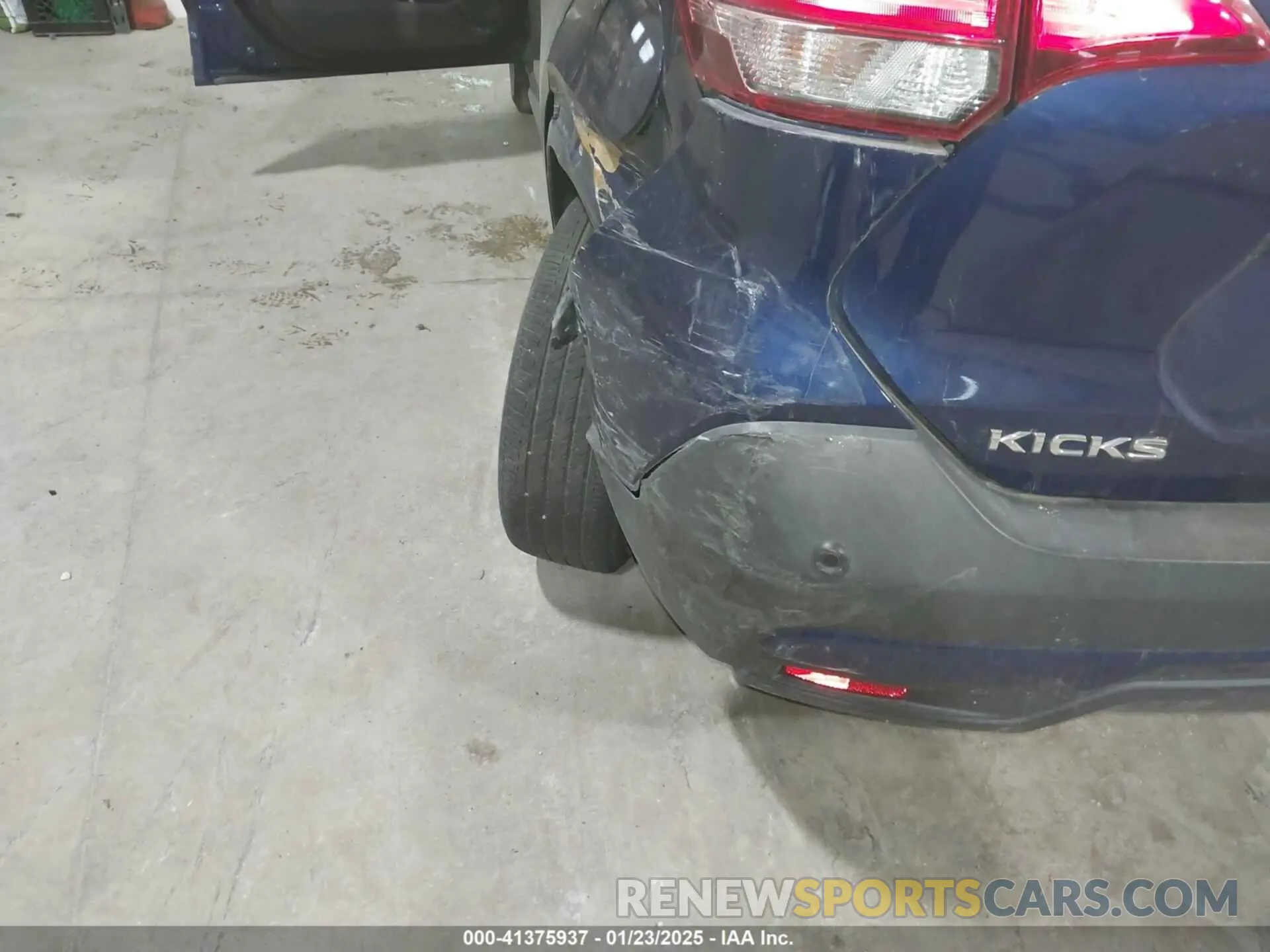 17 fotografías del automóvil dañado 3N1CP5DV2LL539600 NISSAN KICKS 2020